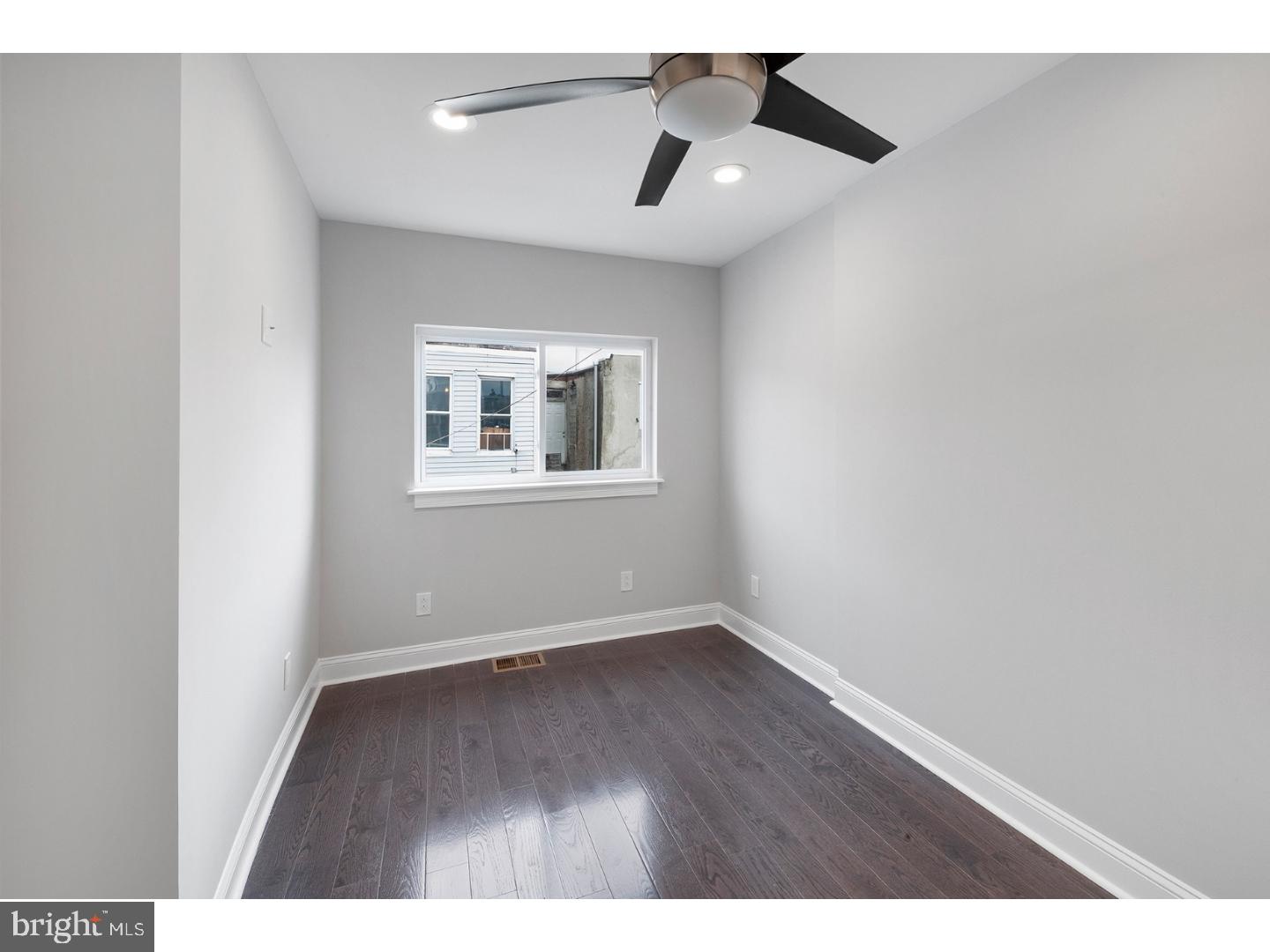 POINT BREEZE - Residential