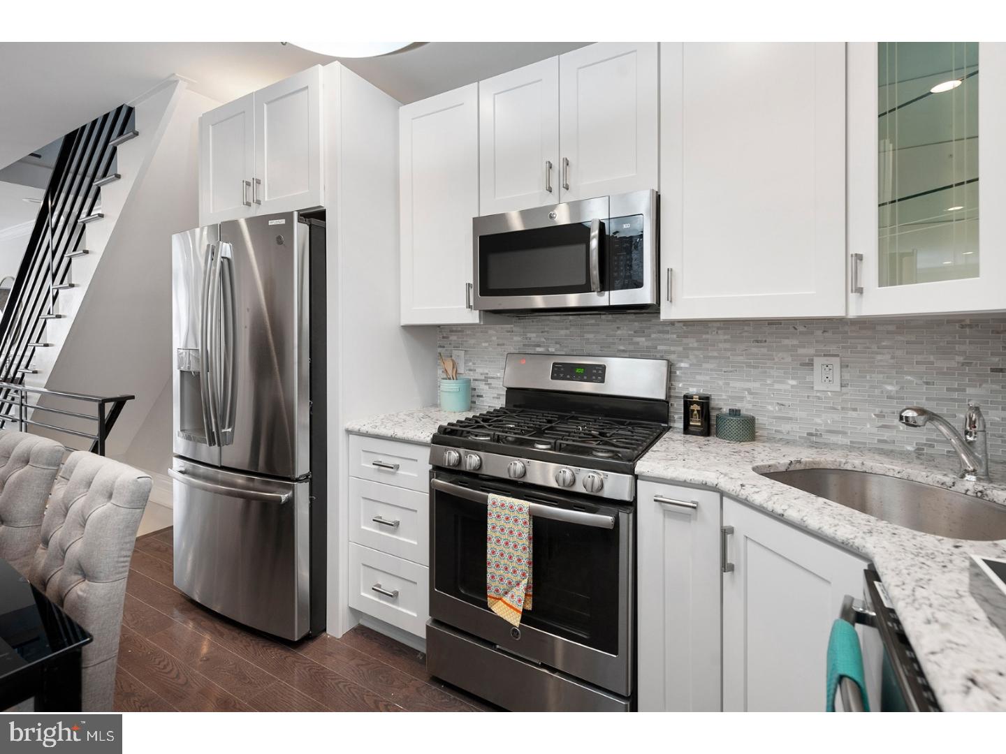 POINT BREEZE - Residential