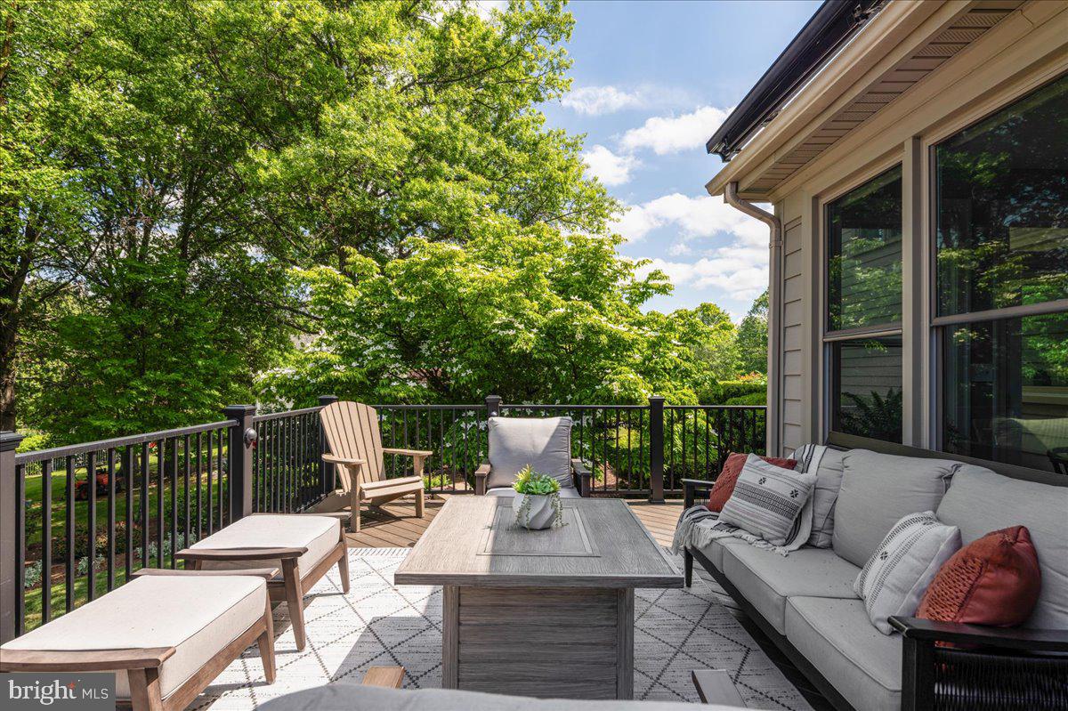 STONELEIGH - Residential