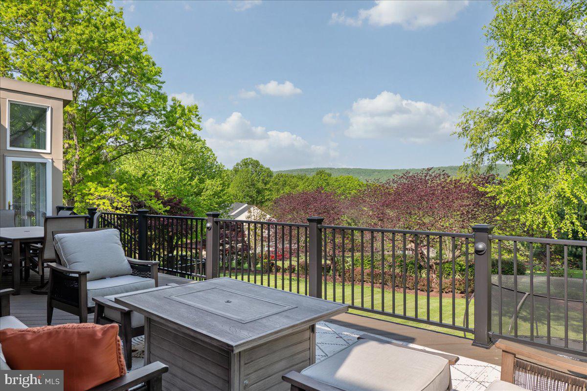 STONELEIGH - Residential