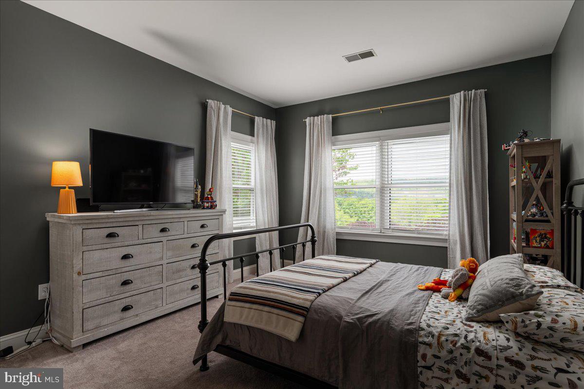 STONELEIGH - Residential