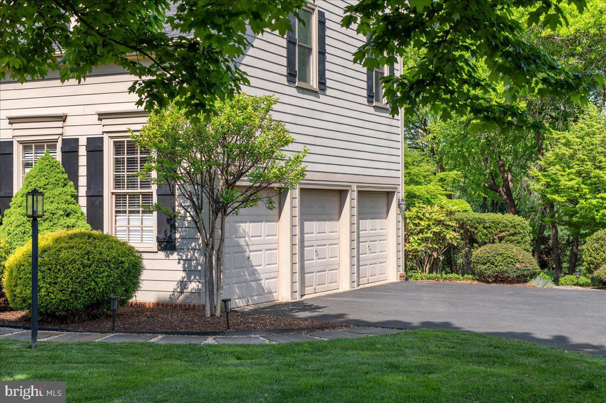 STONELEIGH - Residential