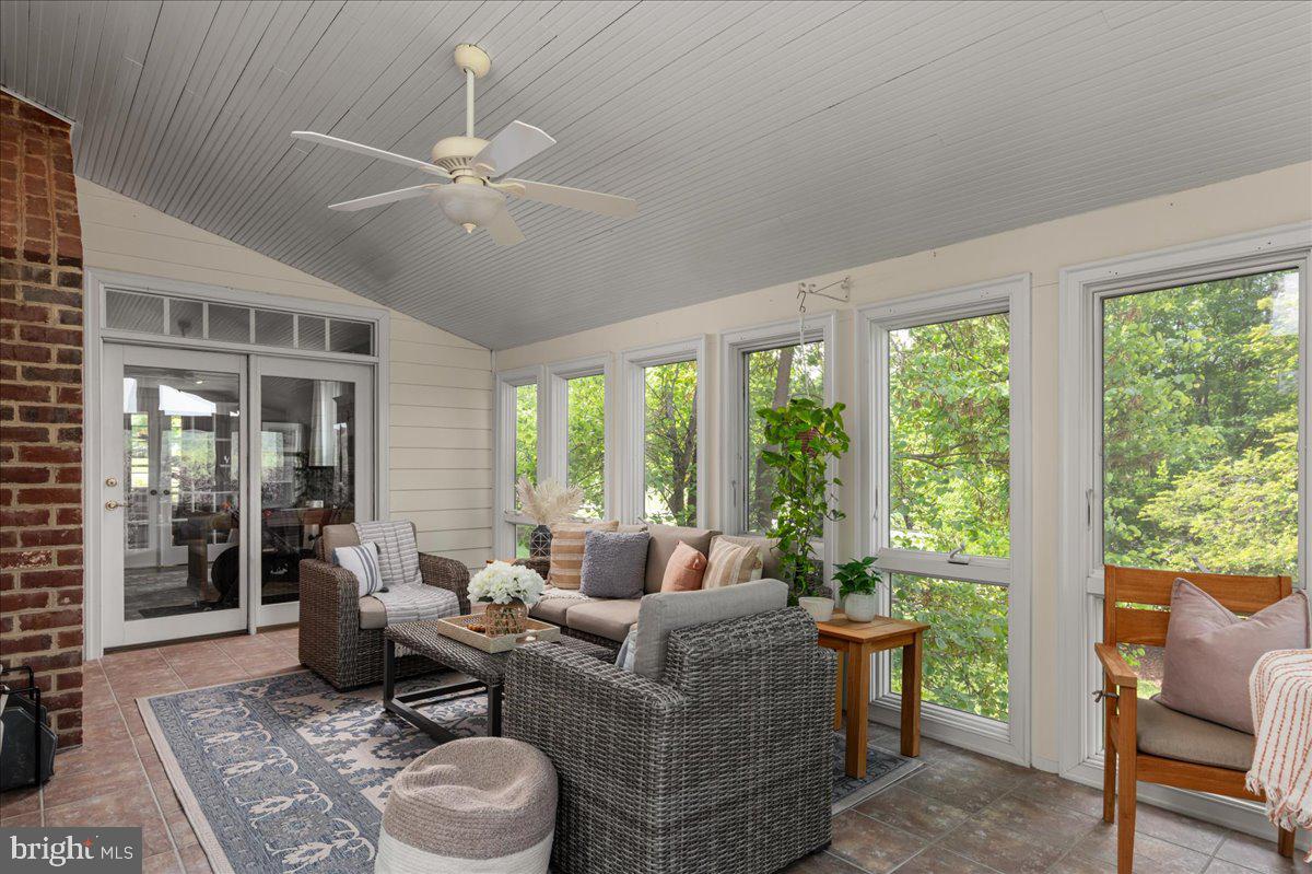 STONELEIGH - Residential
