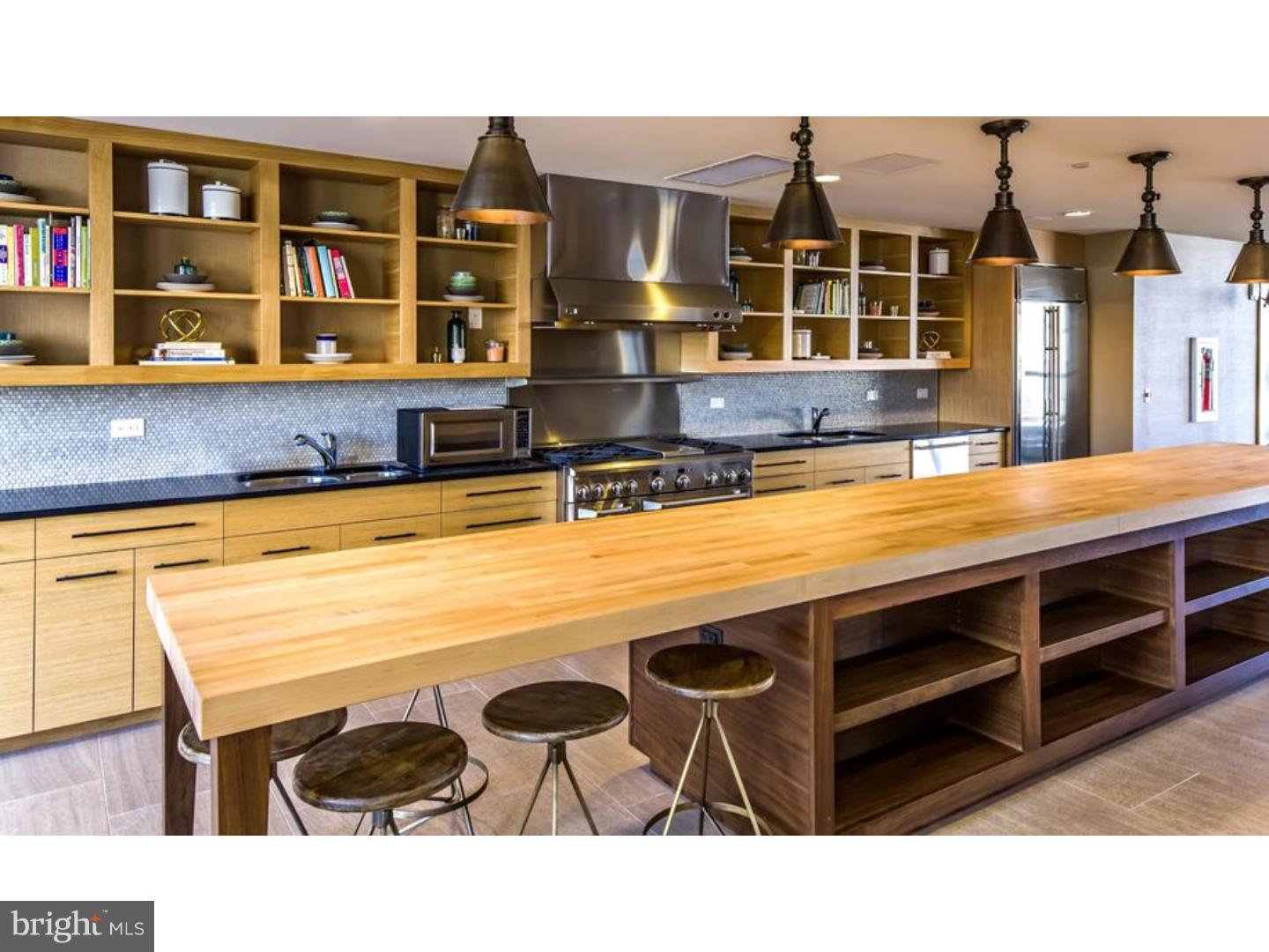 FAIRMOUNT - Residential Lease