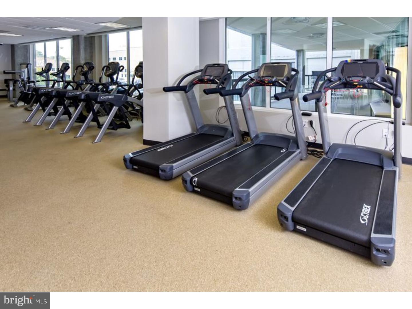 FAIRMOUNT - Residential Lease