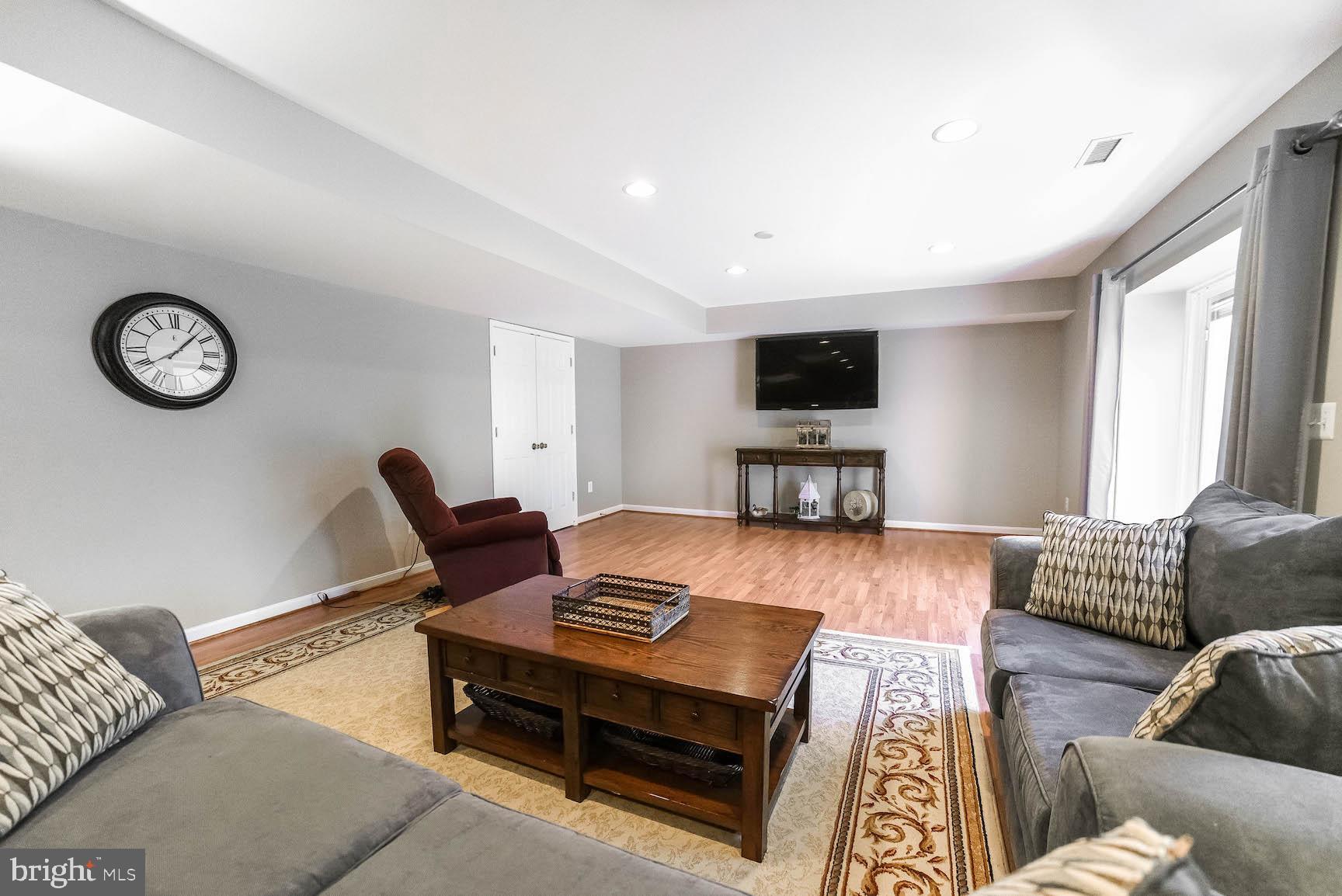 BROOKSIDE MEADOW - Residential