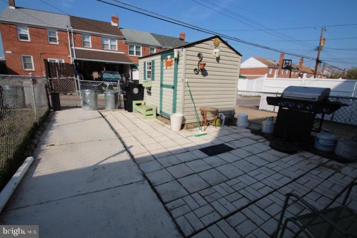 EASTWOOD - Residential