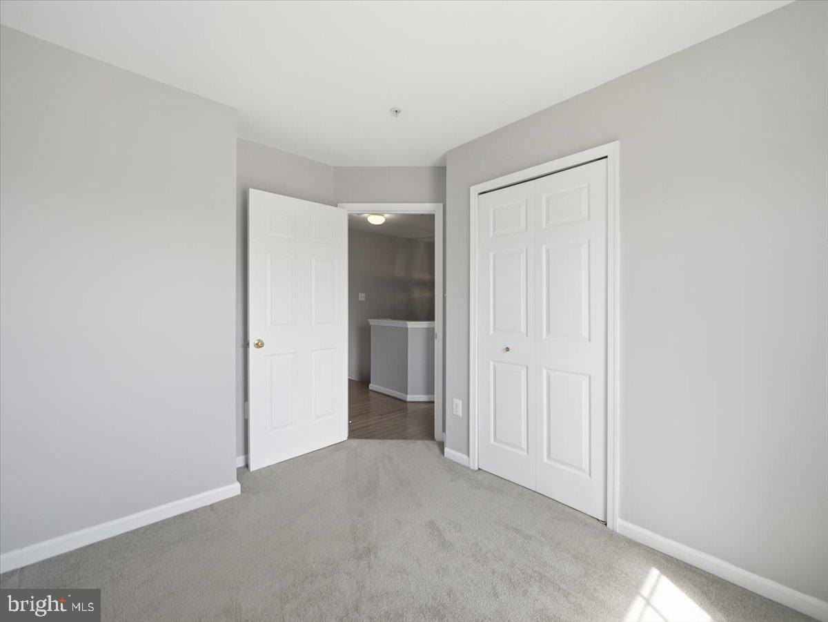 WELLINGTON TRACE - Residential