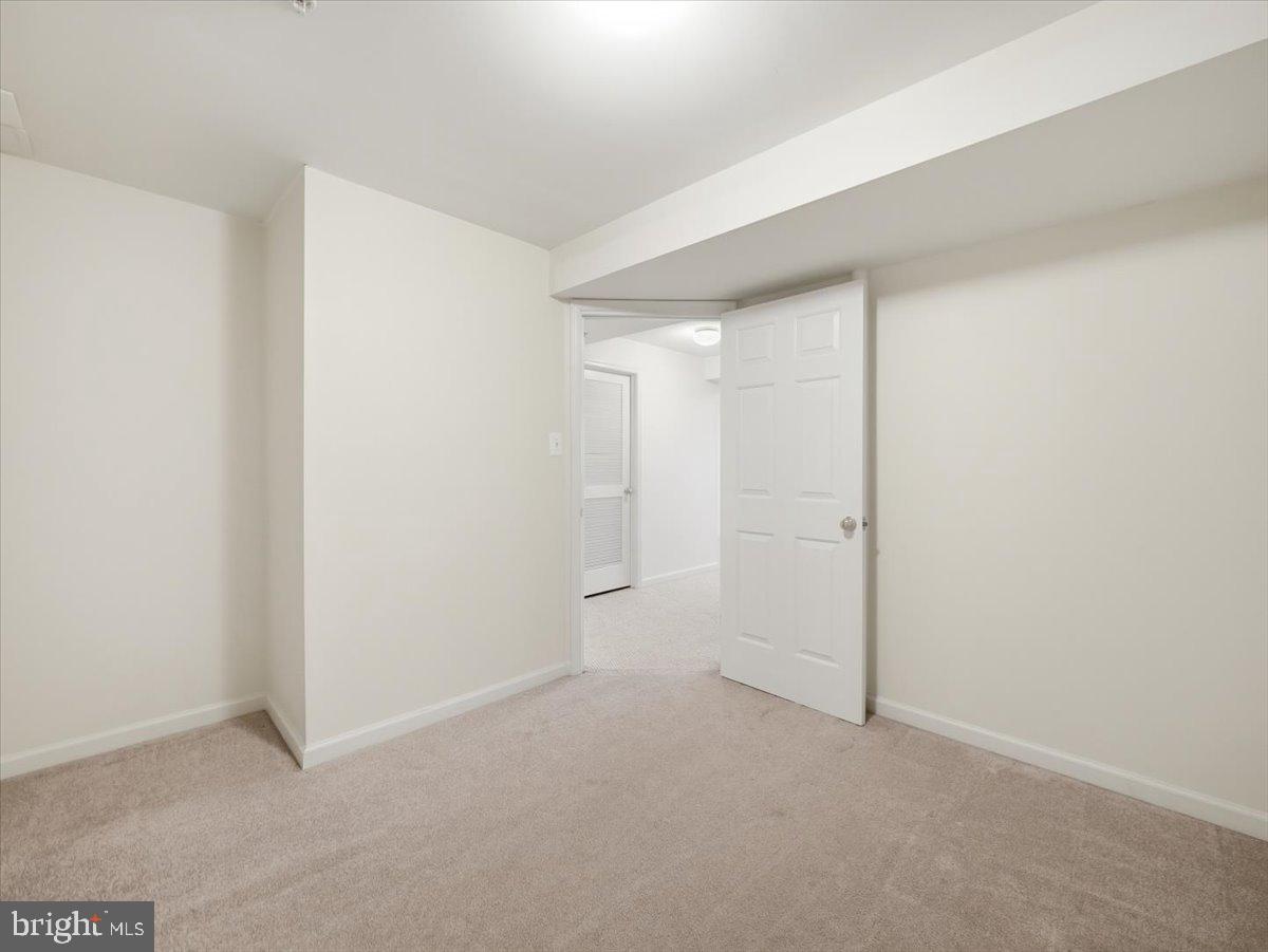 WELLINGTON TRACE - Residential