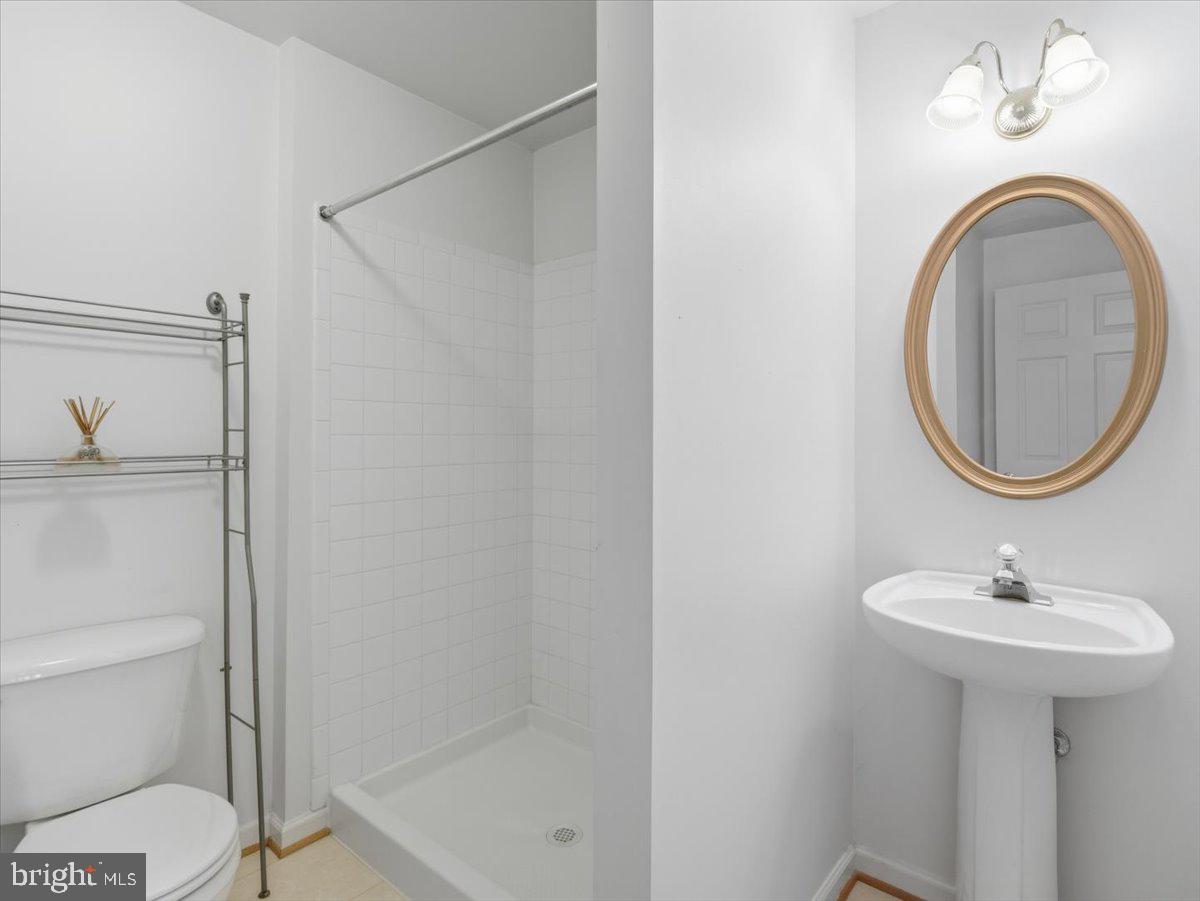 WELLINGTON TRACE - Residential