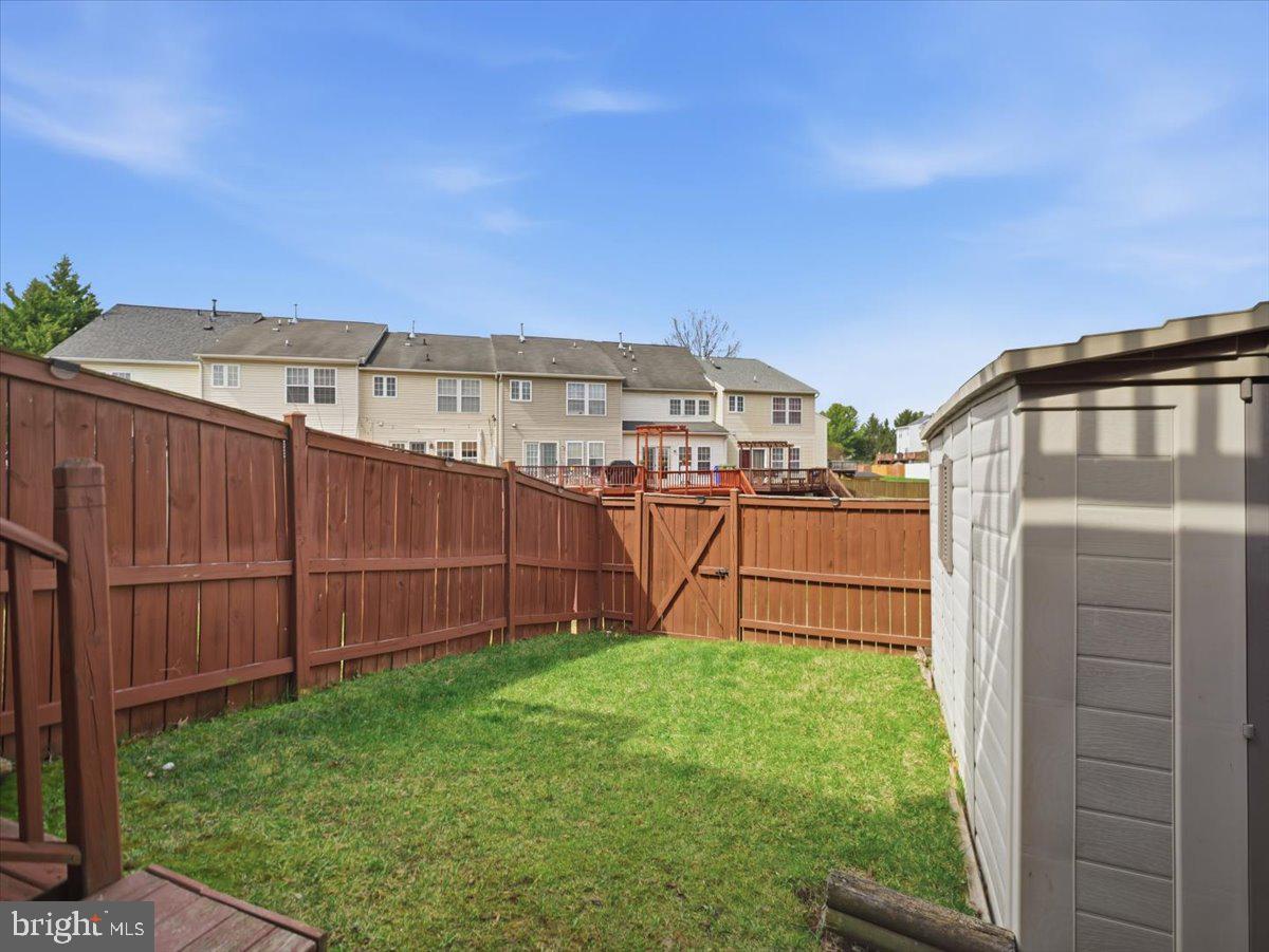 WELLINGTON TRACE - Residential