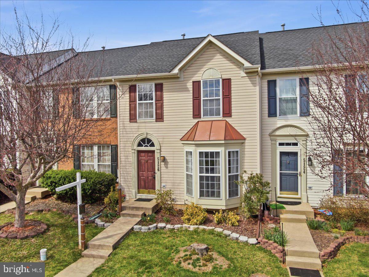 WELLINGTON TRACE - Residential