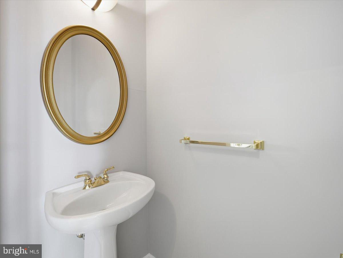 WELLINGTON TRACE - Residential