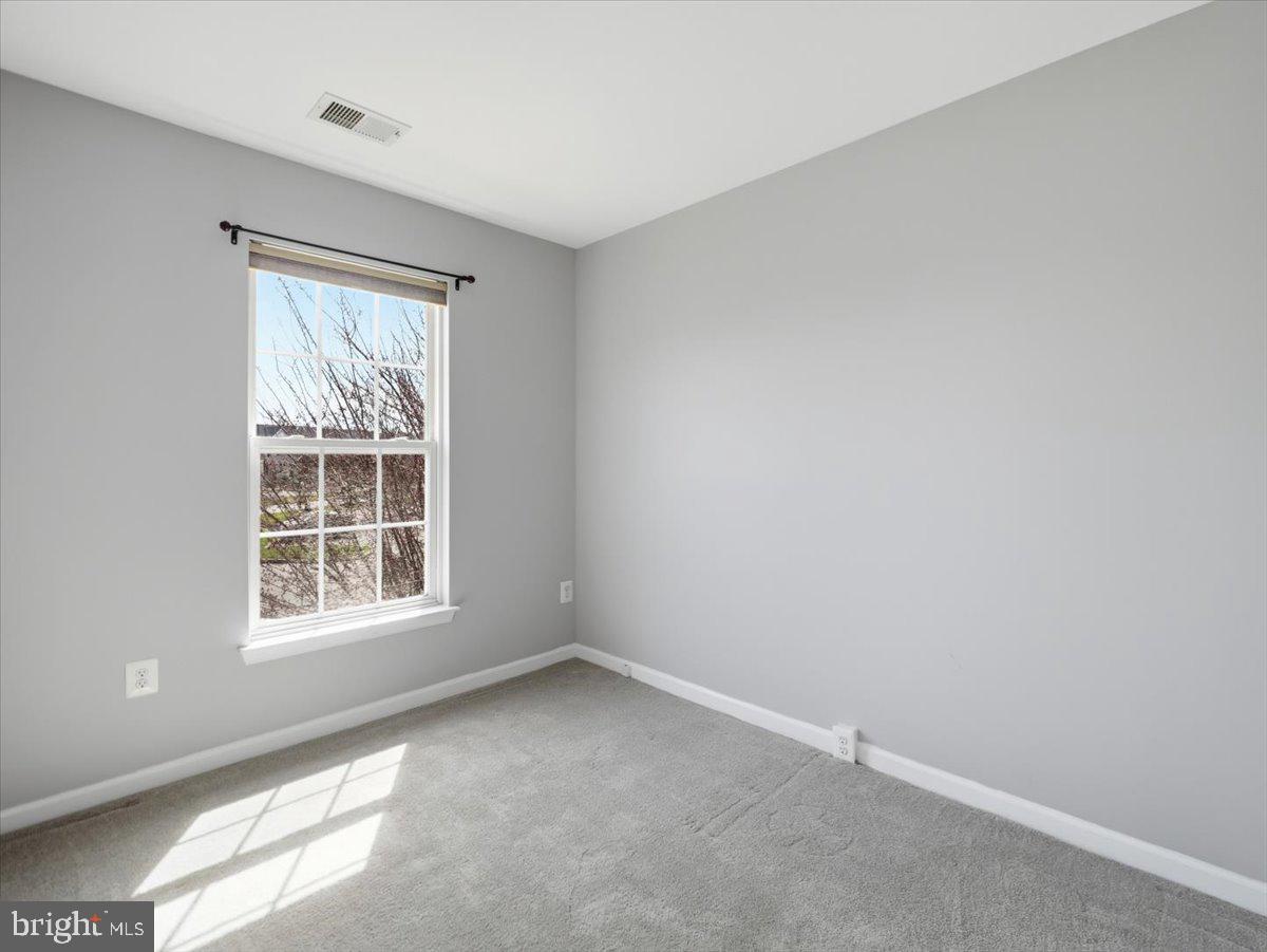 WELLINGTON TRACE - Residential