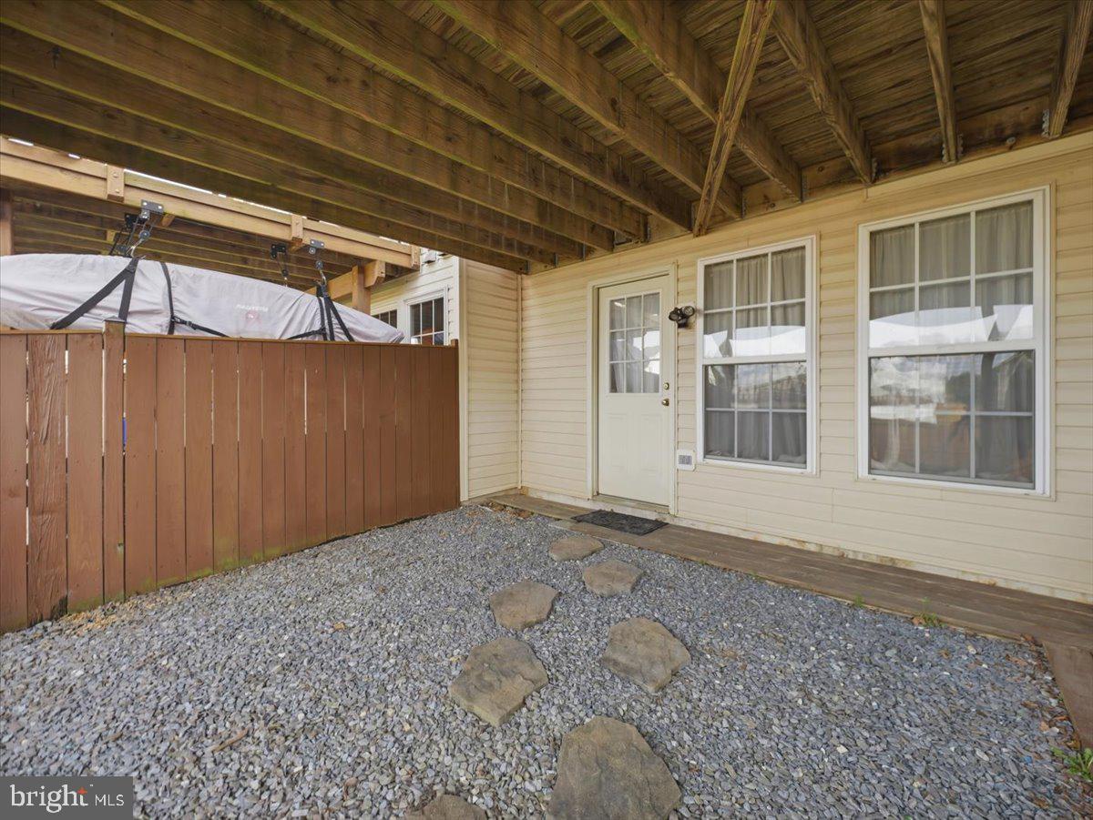 WELLINGTON TRACE - Residential