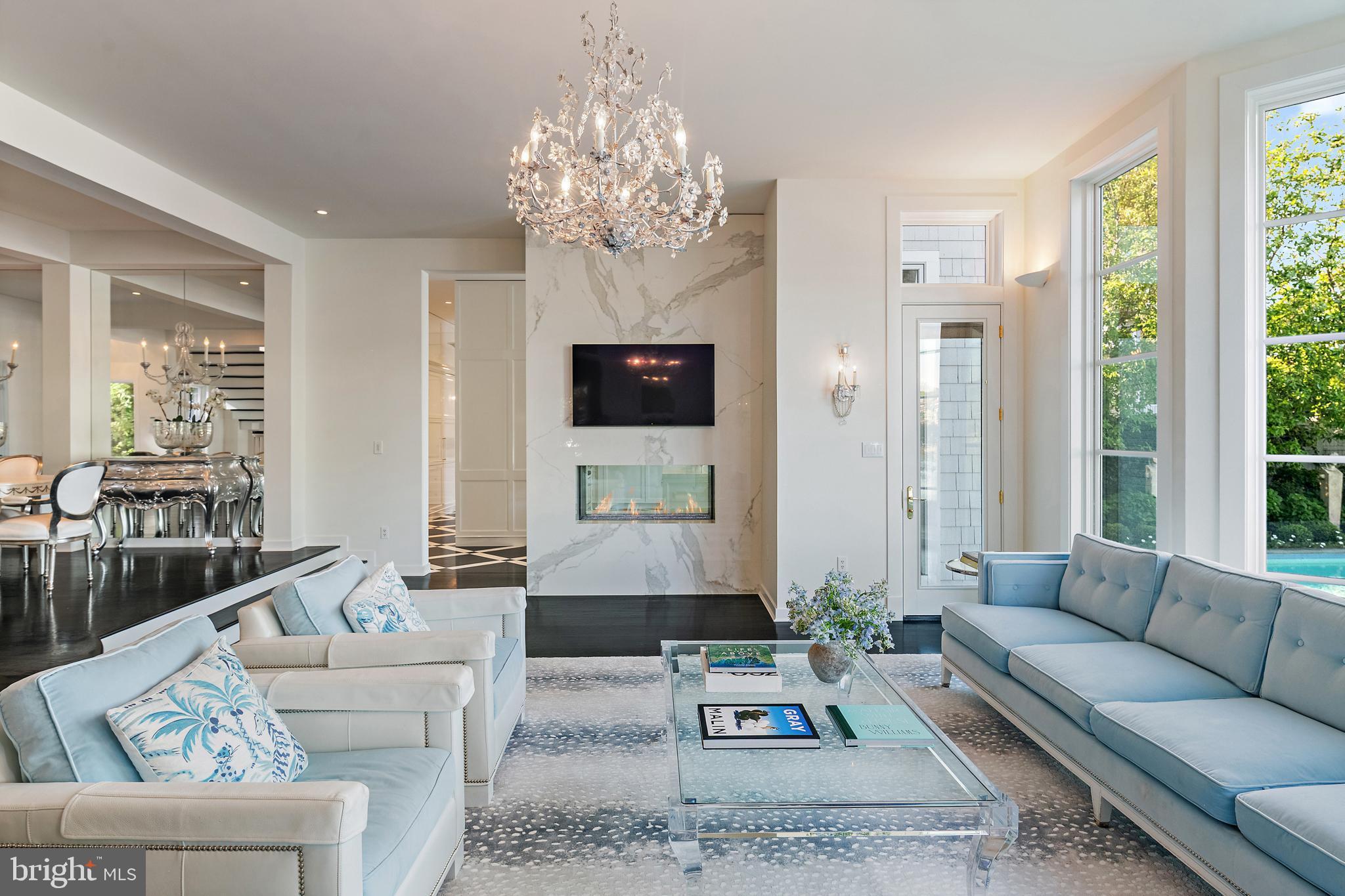 MURRAY HILL - Residential