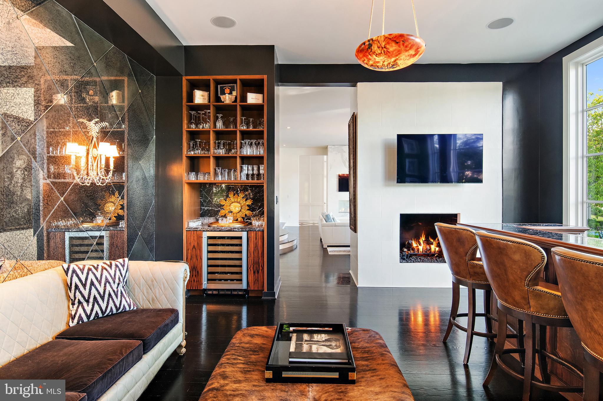 MURRAY HILL - Residential