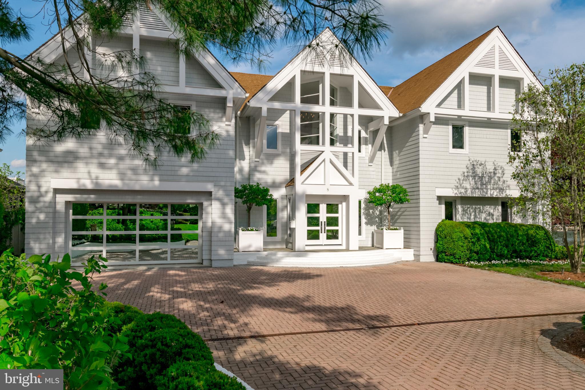 MURRAY HILL - Residential