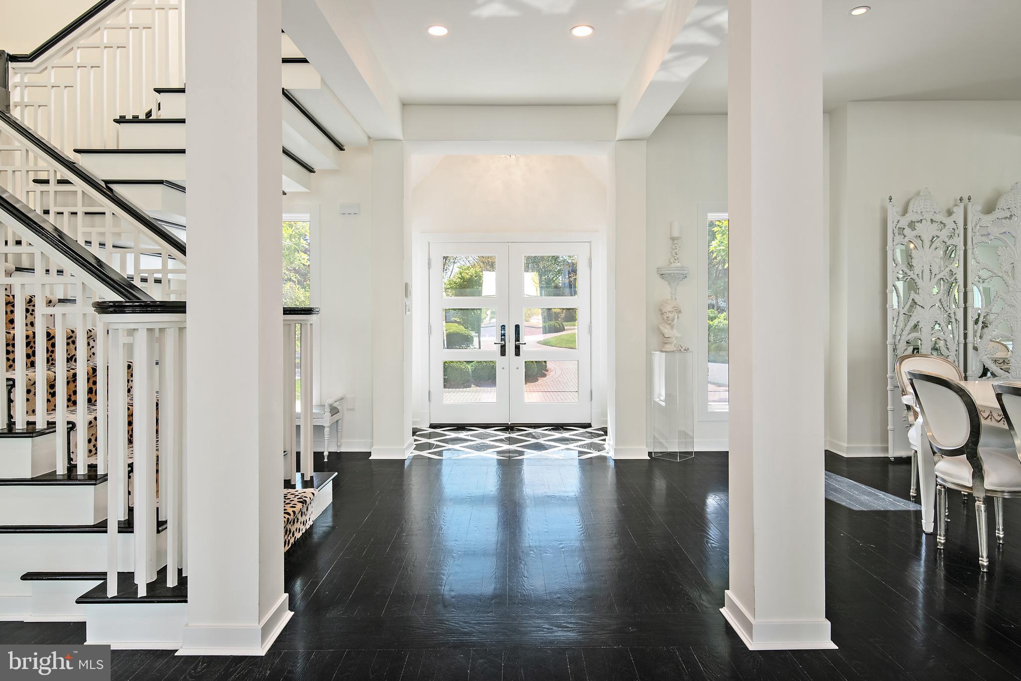 MURRAY HILL - Residential