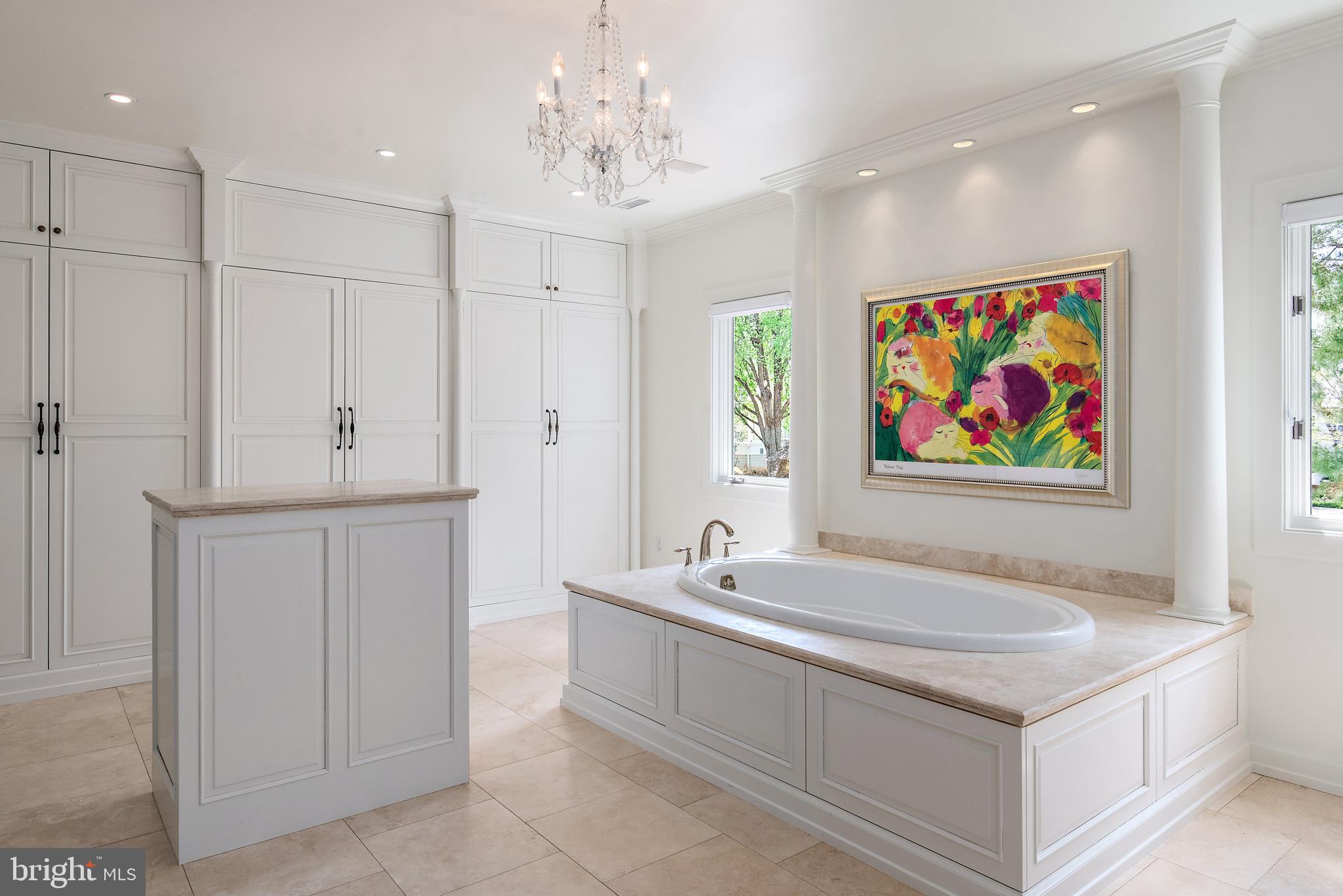 MURRAY HILL - Residential