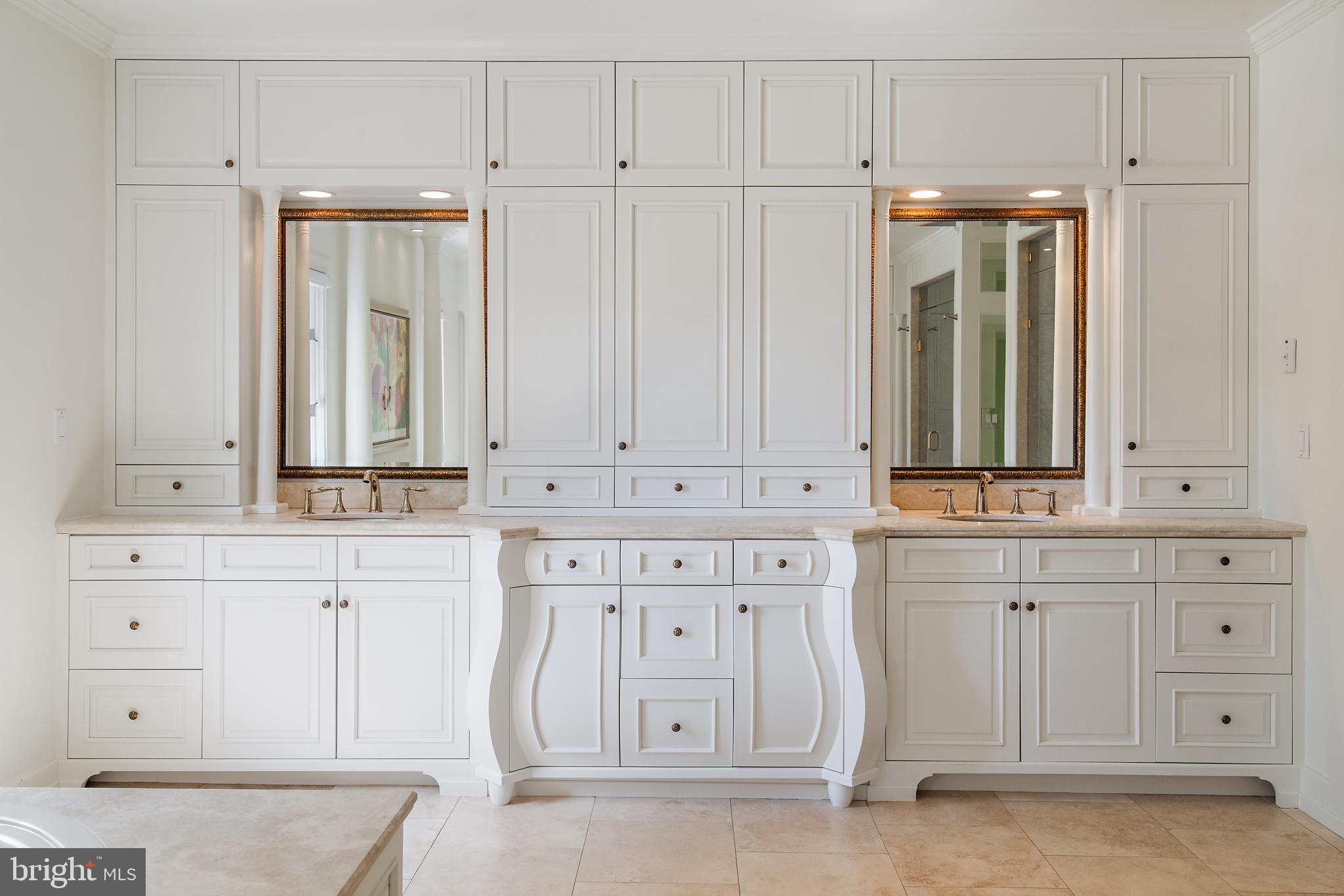 MURRAY HILL - Residential