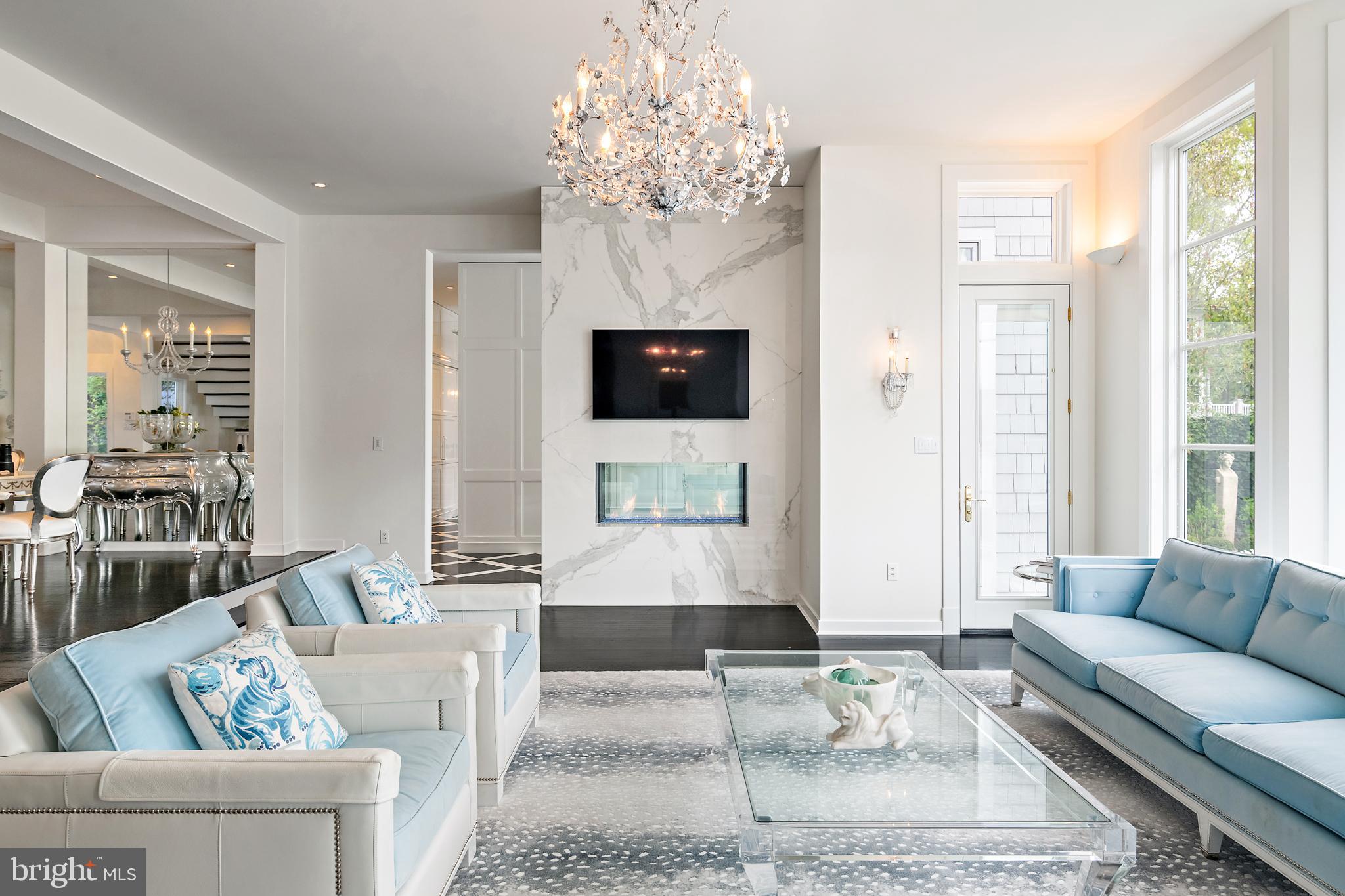 MURRAY HILL - Residential