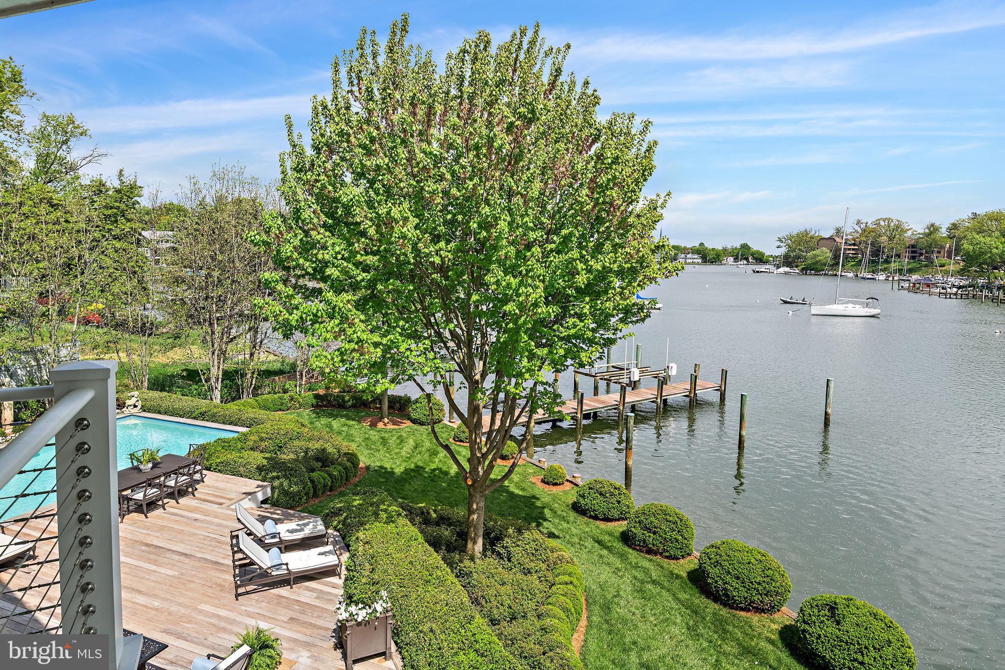 MURRAY HILL - Residential