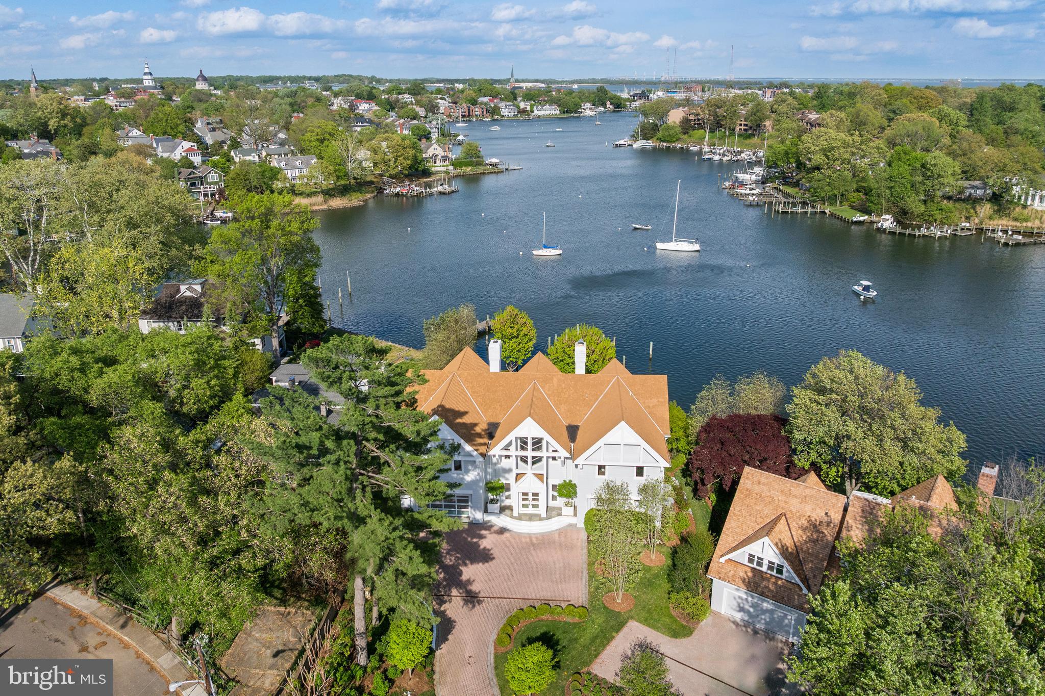 MURRAY HILL - Residential