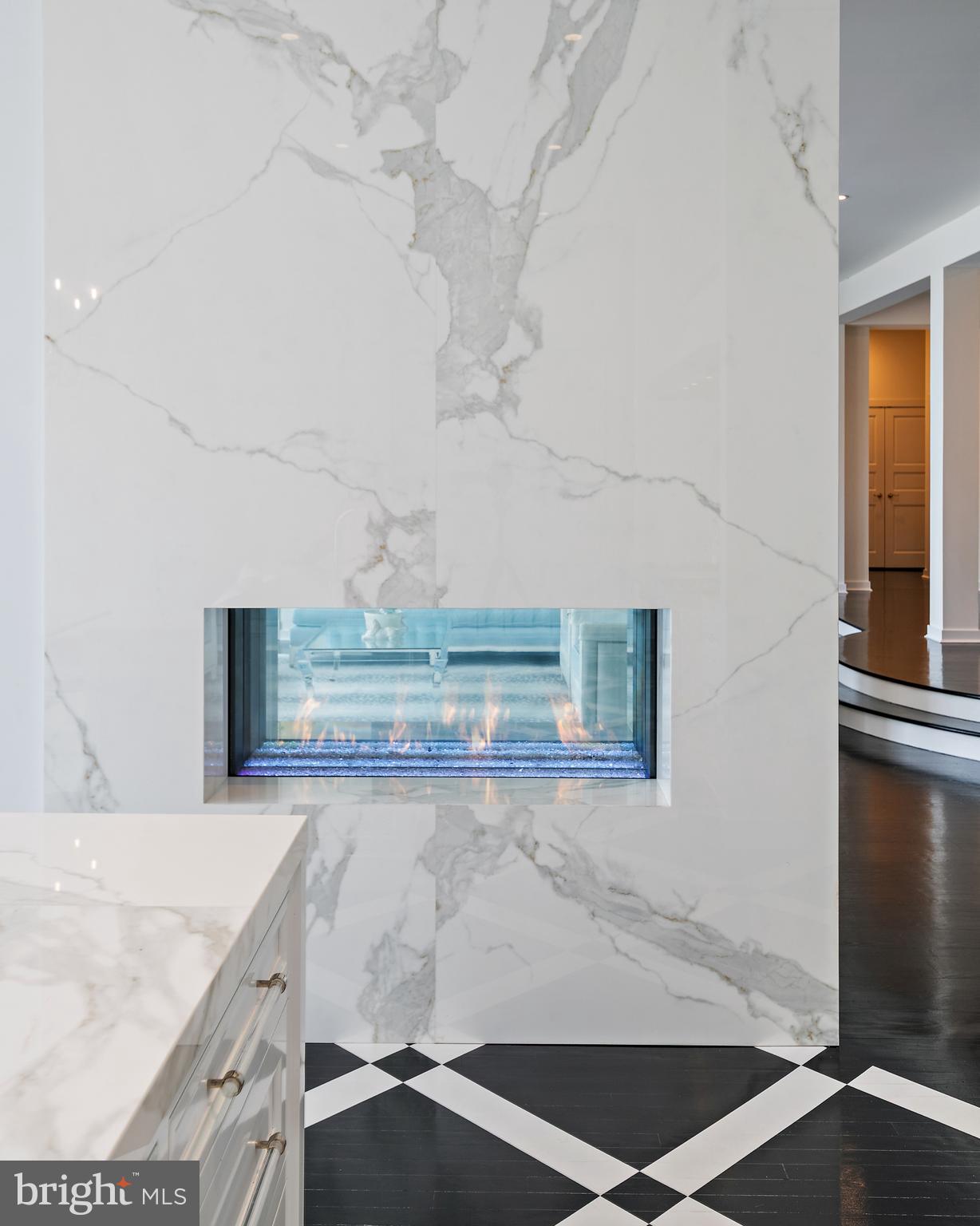 MURRAY HILL - Residential