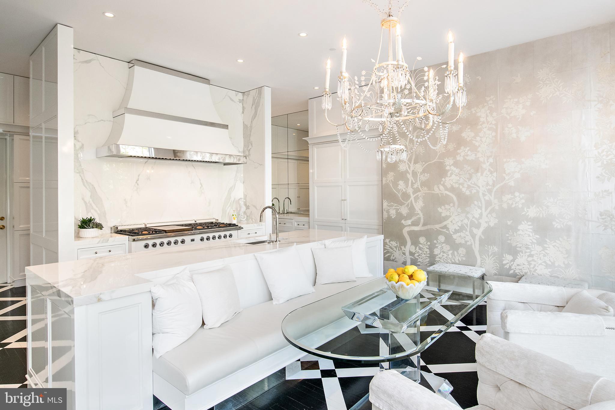 MURRAY HILL - Residential