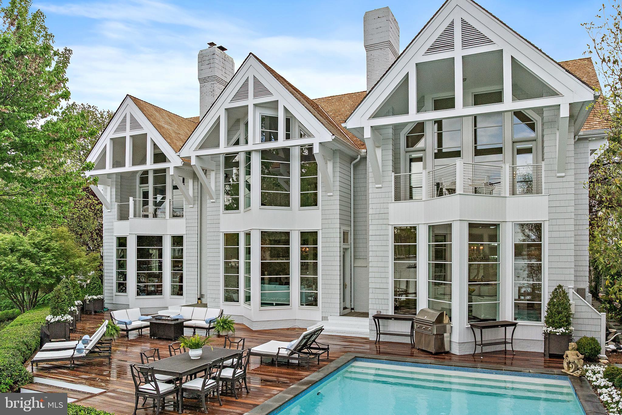 MURRAY HILL - Residential