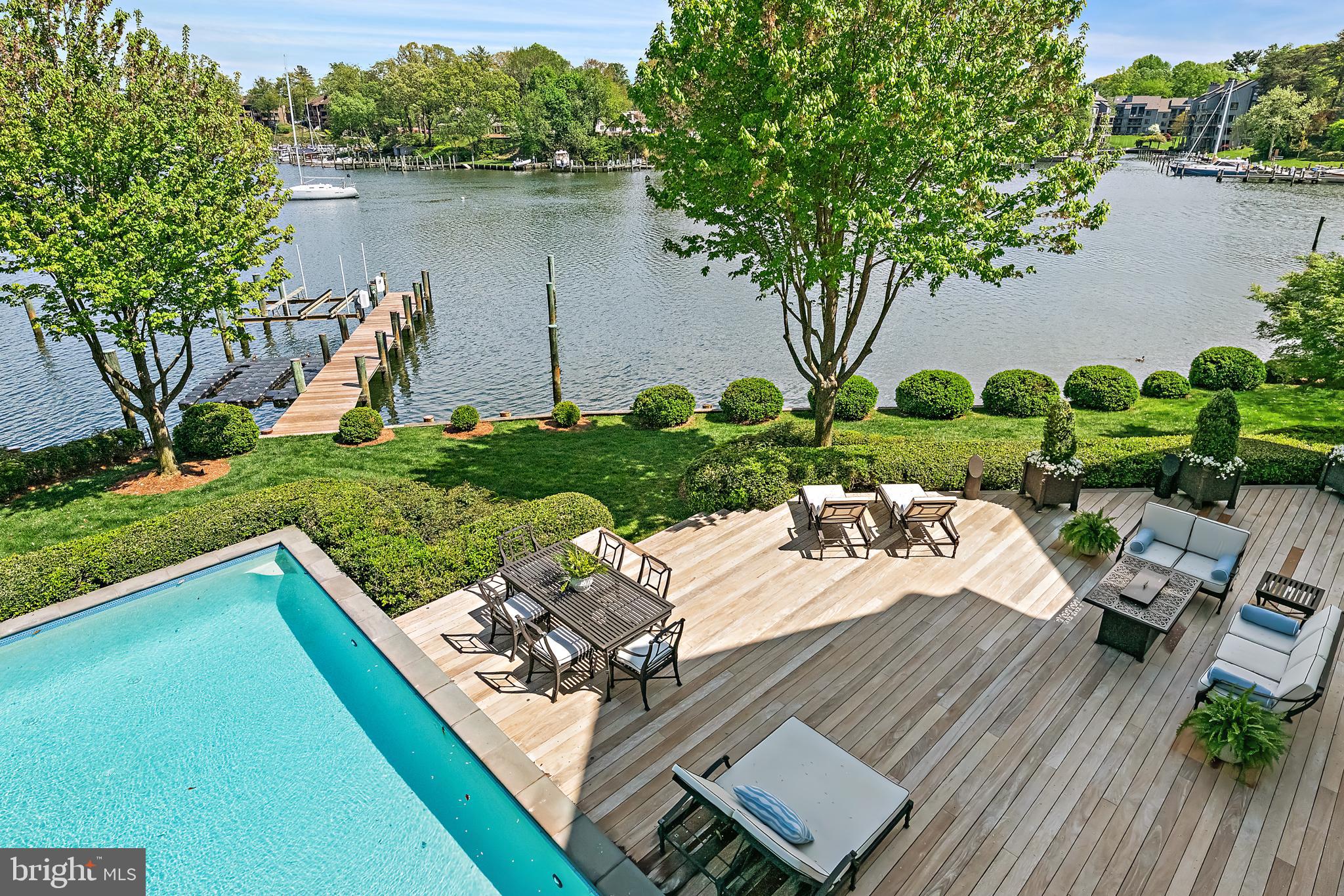 MURRAY HILL - Residential