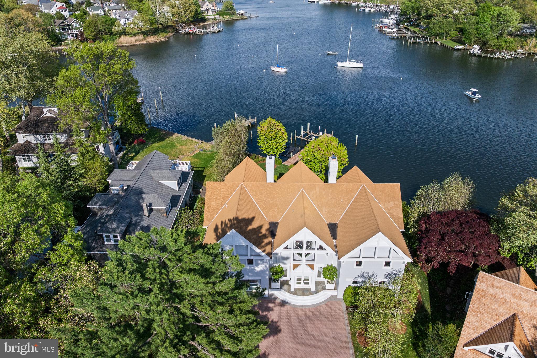 MURRAY HILL - Residential