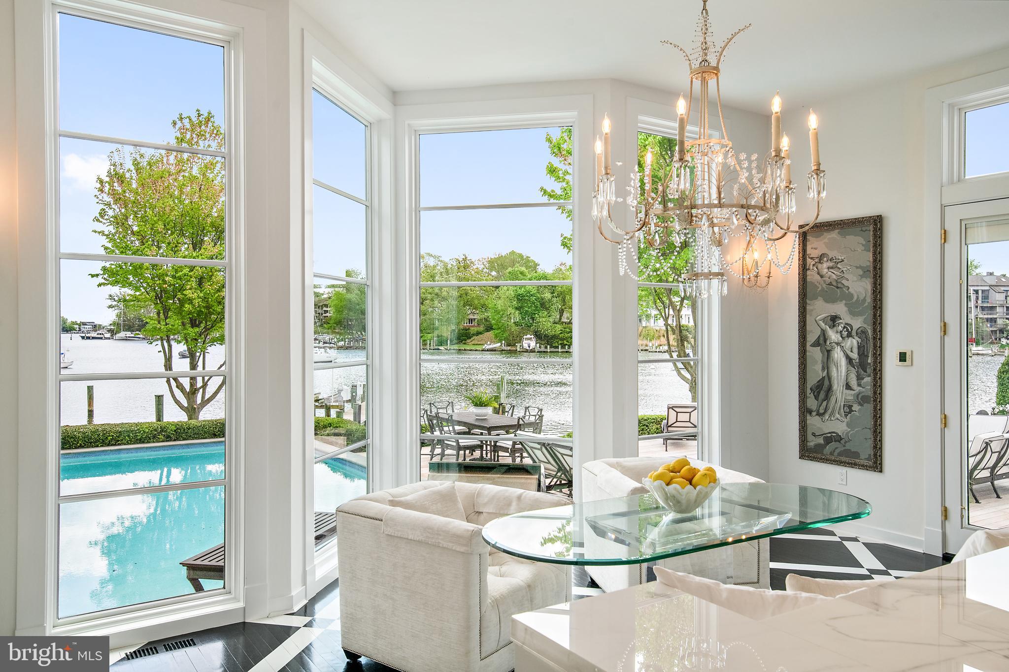 MURRAY HILL - Residential