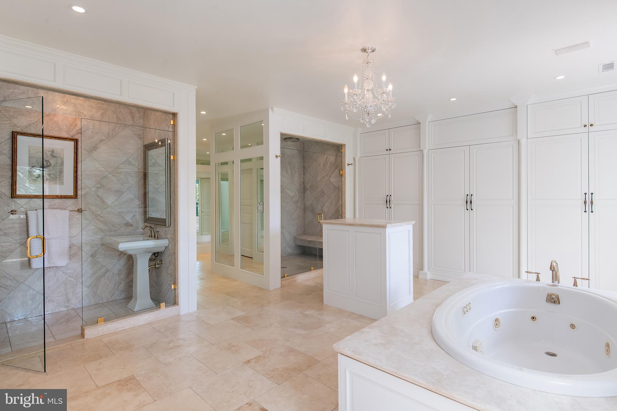 MURRAY HILL - Residential