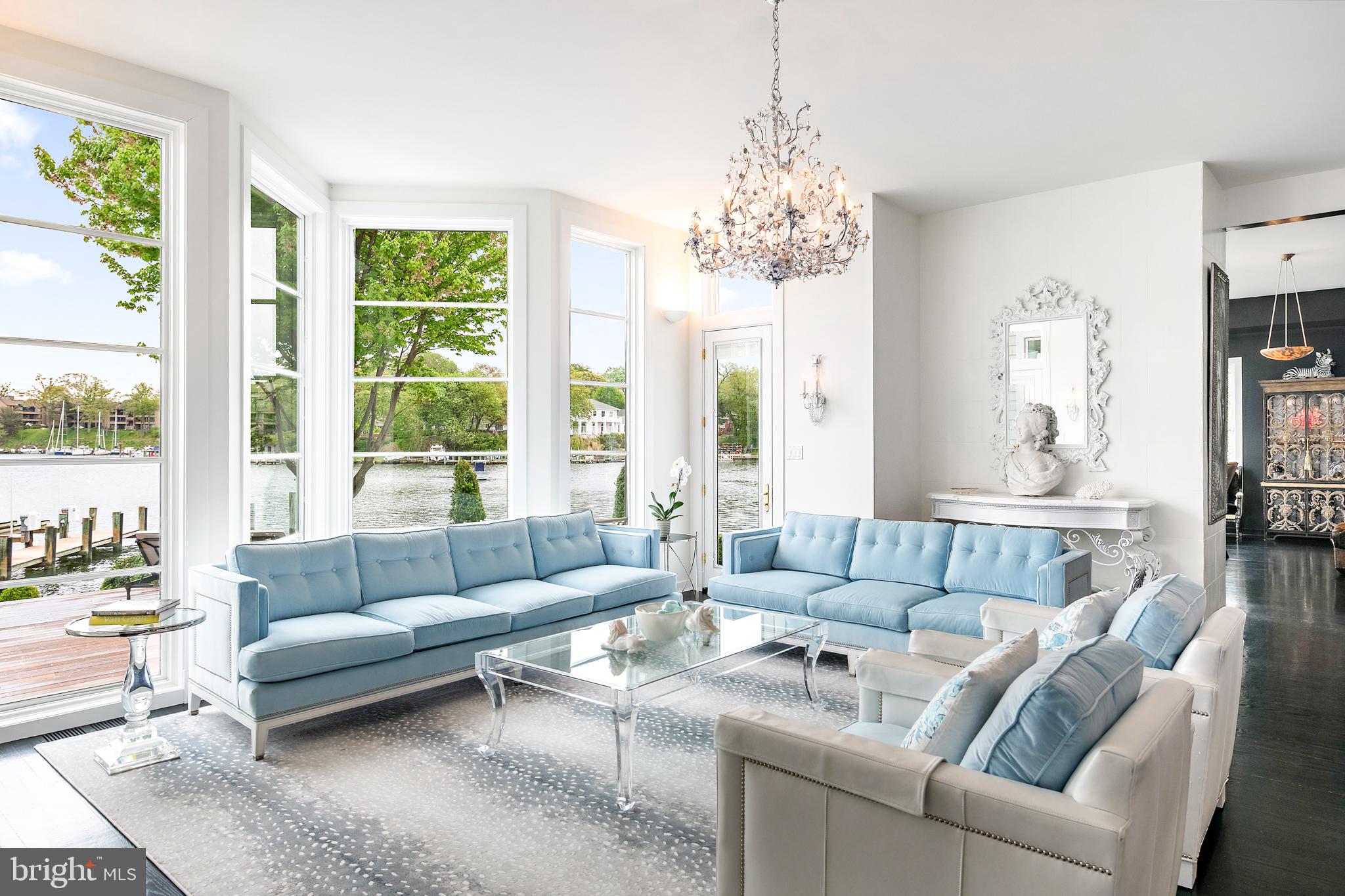 MURRAY HILL - Residential