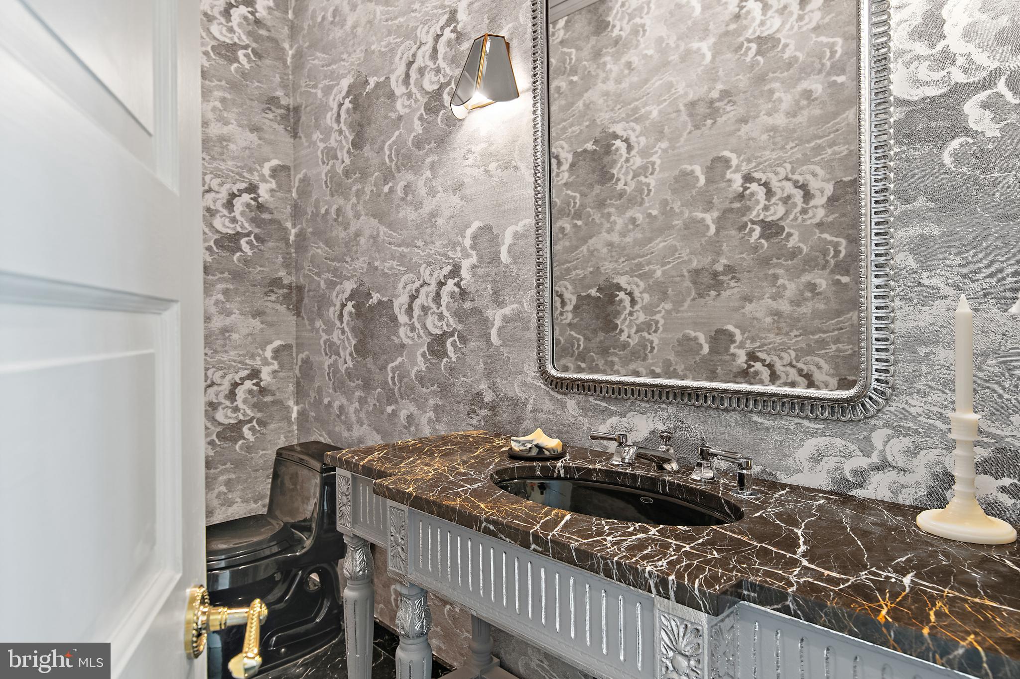 MURRAY HILL - Residential