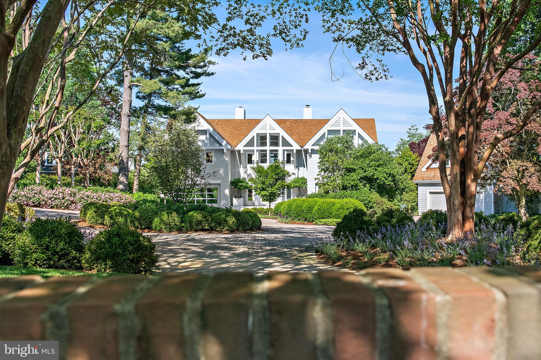 MURRAY HILL - Residential