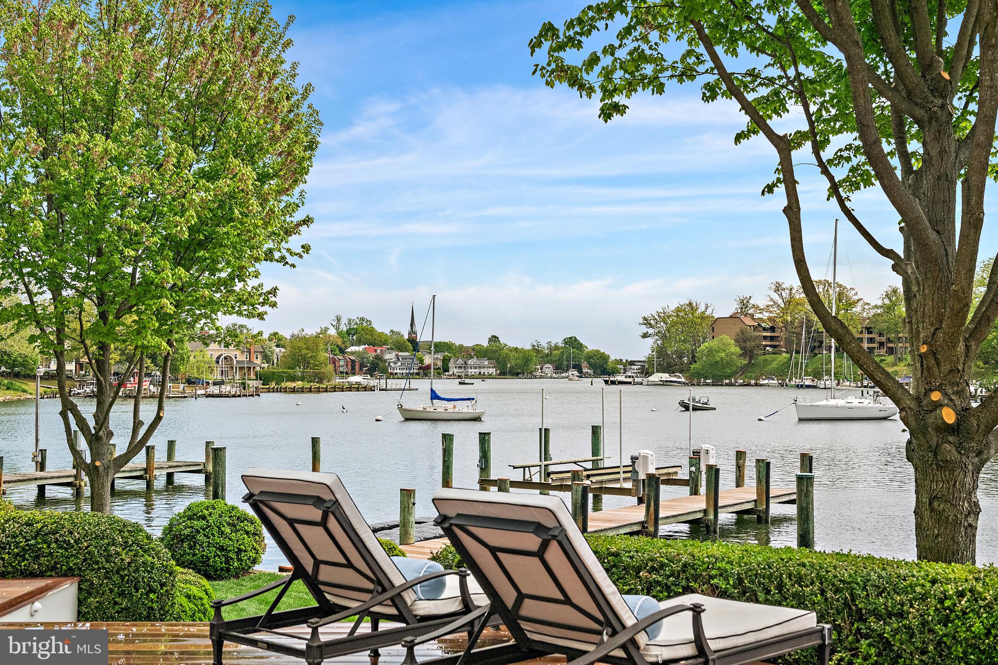 MURRAY HILL - Residential