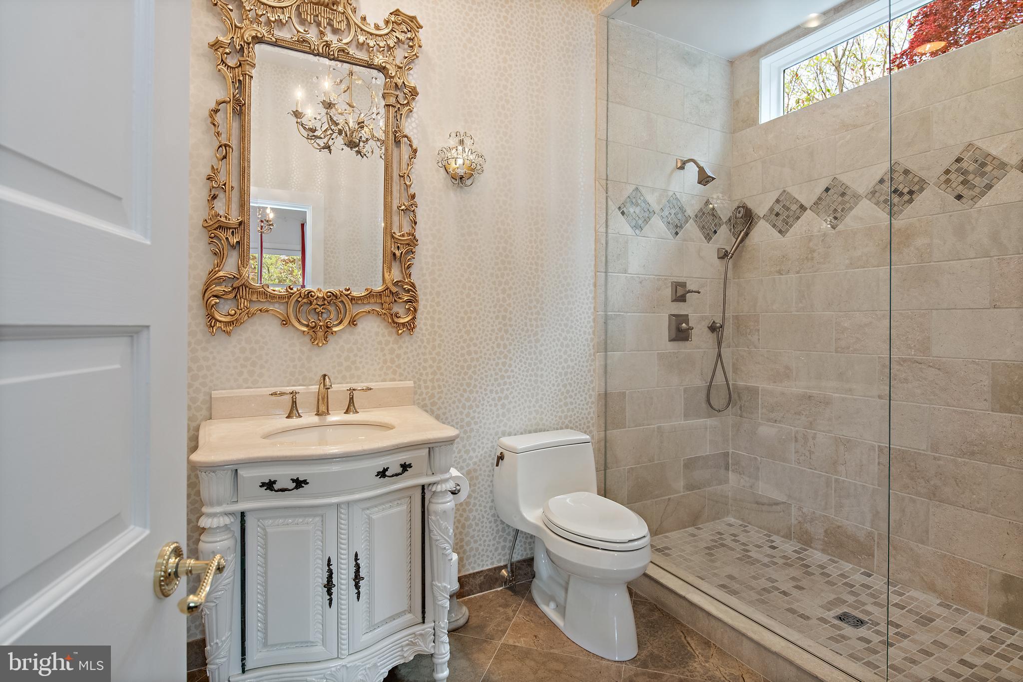 MURRAY HILL - Residential