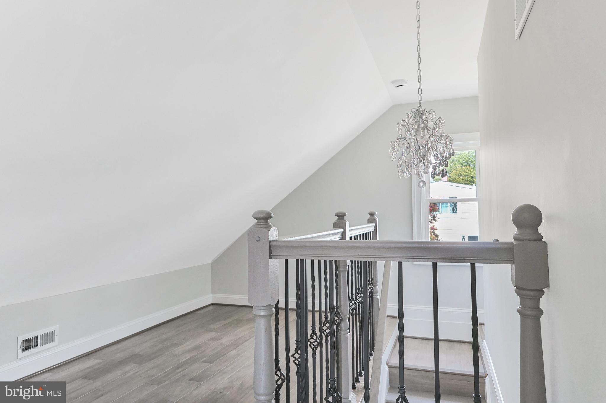 EASTERN TERRACE - Residential