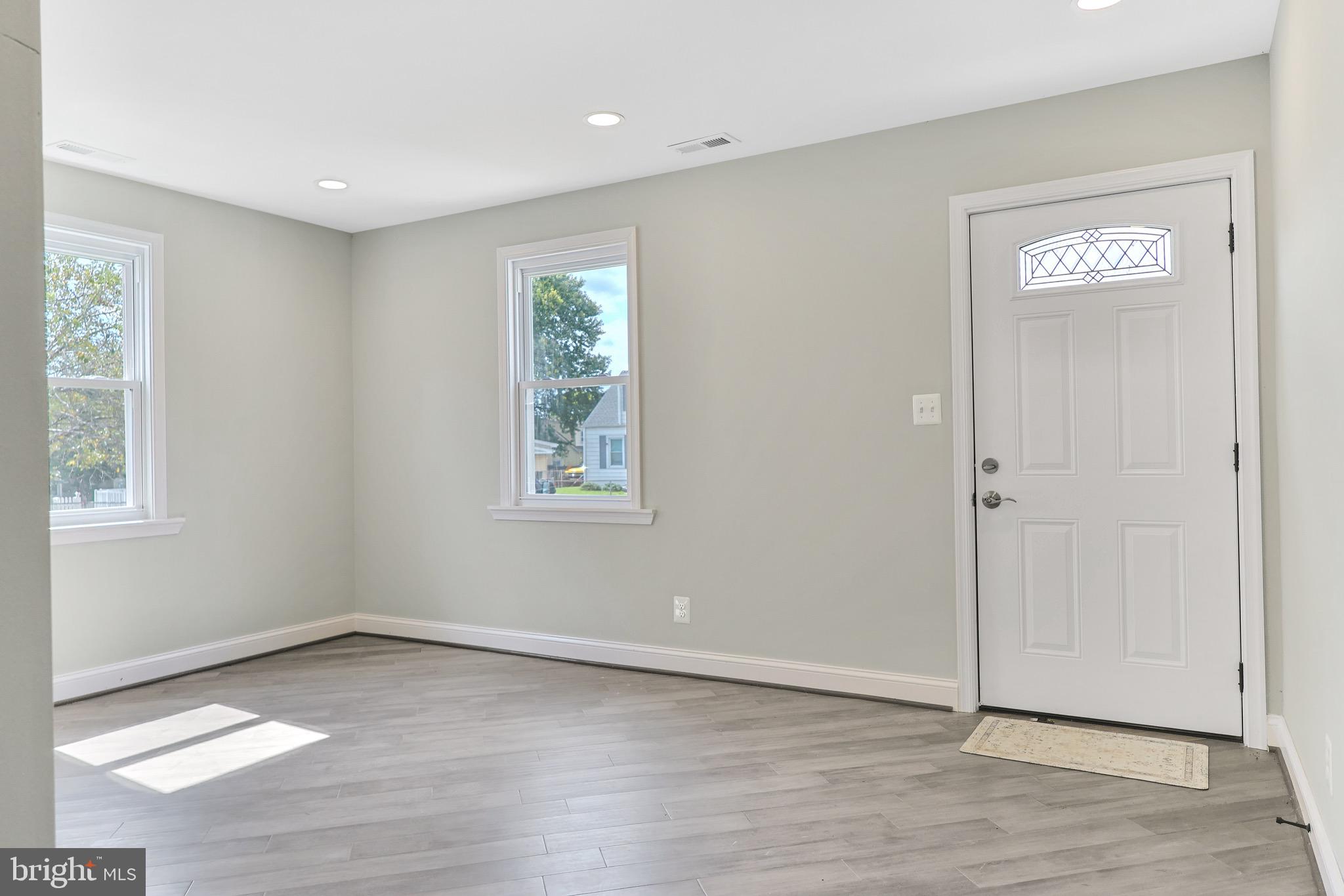 EASTERN TERRACE - Residential