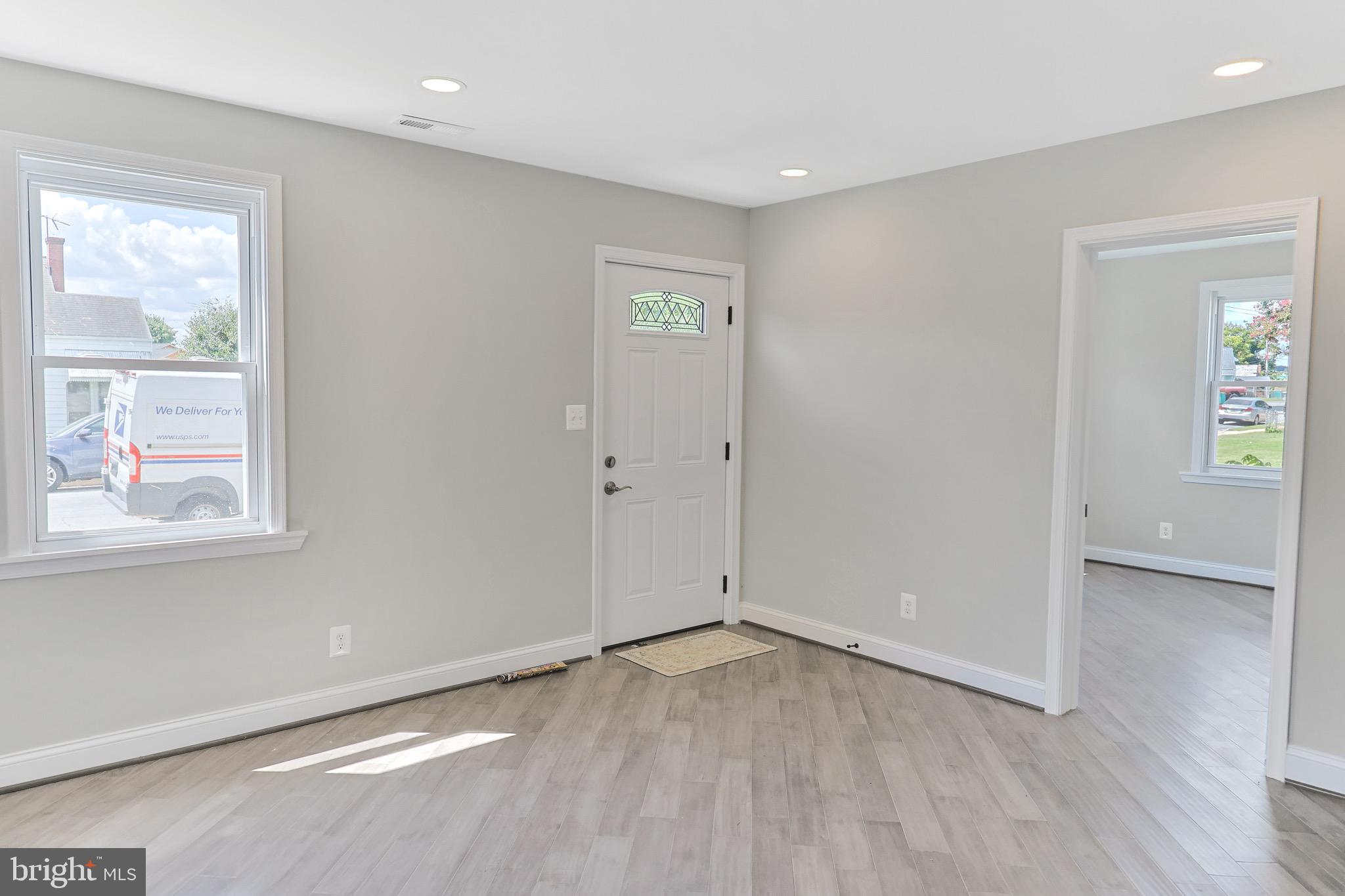 EASTERN TERRACE - Residential