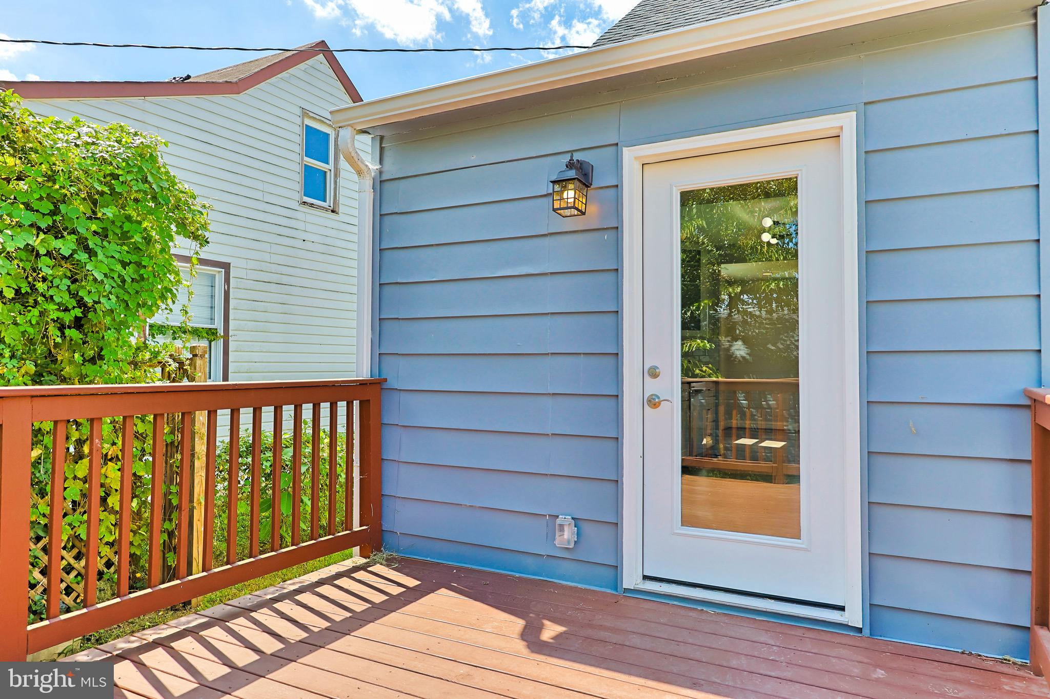 EASTERN TERRACE - Residential