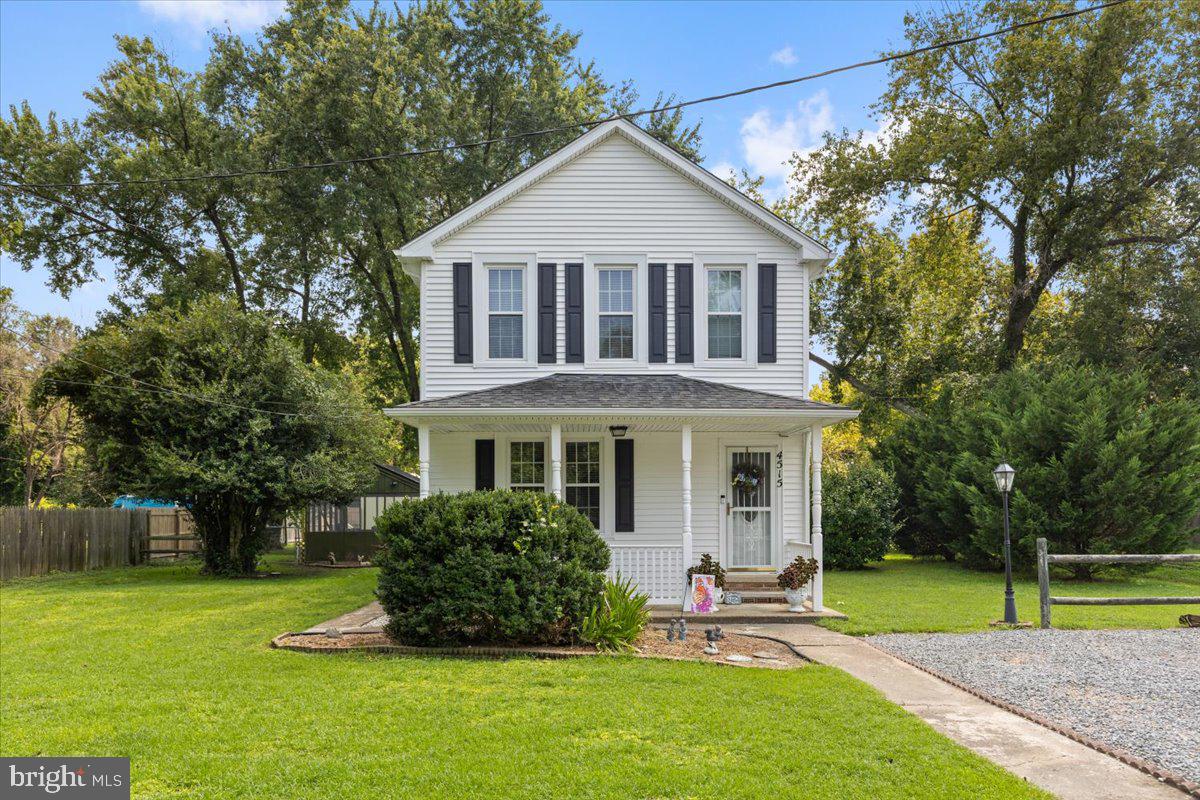 Charming Colonial home with a touch of country, in the redeveloping town of Indian Head. Like a fine wine, this home has aged very nicely. The large yard space gives any buyer potential for many projects or festivities. The driveway is triple wide (6 cars comfortably), and the house has had many recent updates. Water pipes are just over 20 years old, electric panel, wires and most switches are 10 years old. Roof is about 9years old, The mini split- AC and Heating is 10 years old with an assumable contract. Under the carpets are dark hardwood floors, should that be your preference. Windows are energy efficient Mezzo windows (10 years old), wrap around insulation is about 10 years old, and the upgraded vinyl siding and shutters are about 10 years old. The house is perfectly located just off Route 210 , a main highway for DC/MD/VA traveling. The town also has rich history with the Indian Head Naval Base at the end of the town.
SELLERS DESIRE ALL SHOWINGS TO HAVE PRE-APPROVED BUYERS. Please send the pre-approvals to doubleshotredemption@gmail.com prior to requesting the appointment.