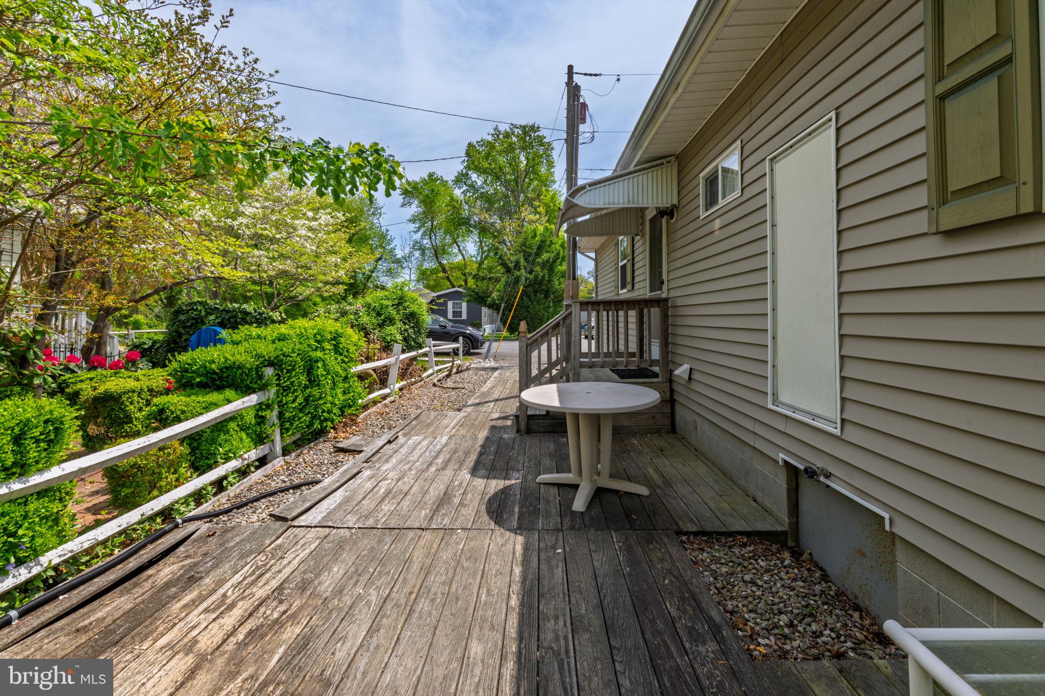 MIDWAY PARK SUBD - Residential