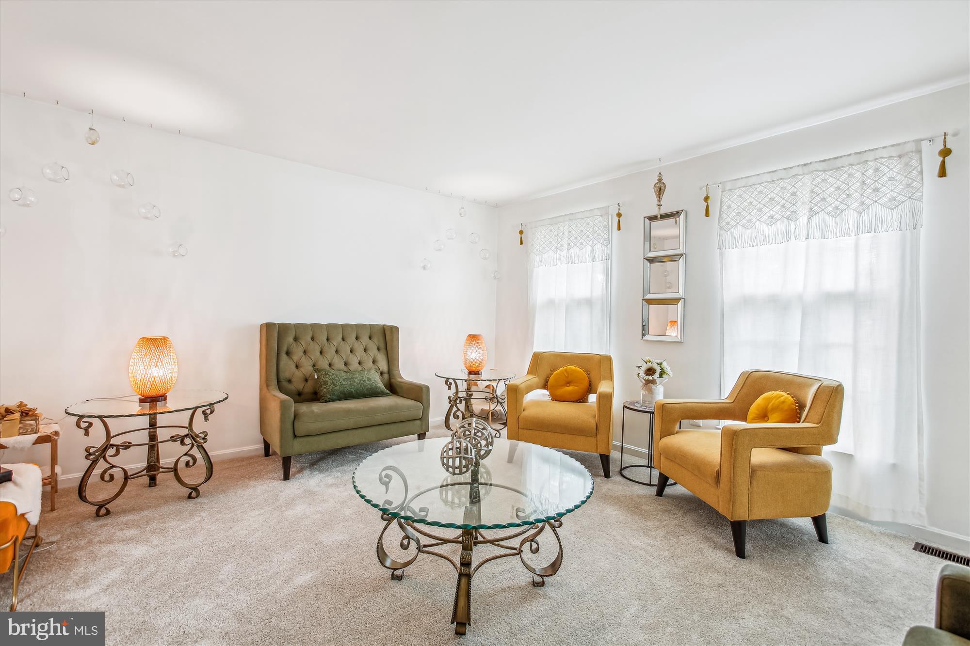 3863 ORIOLE COURT