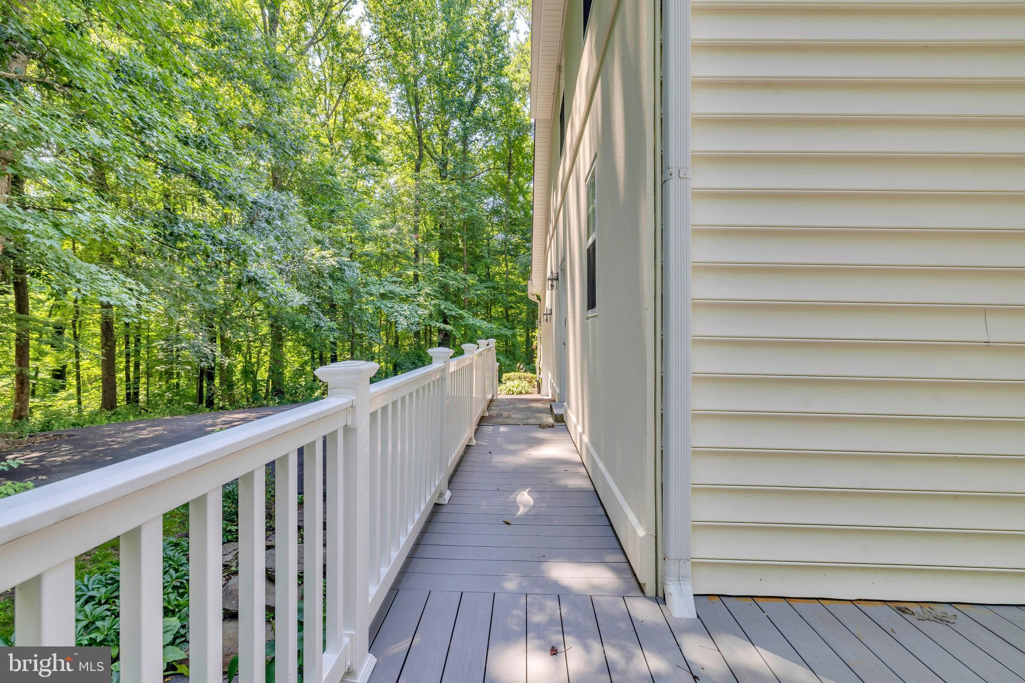 RUNNING CEDAR - Residential