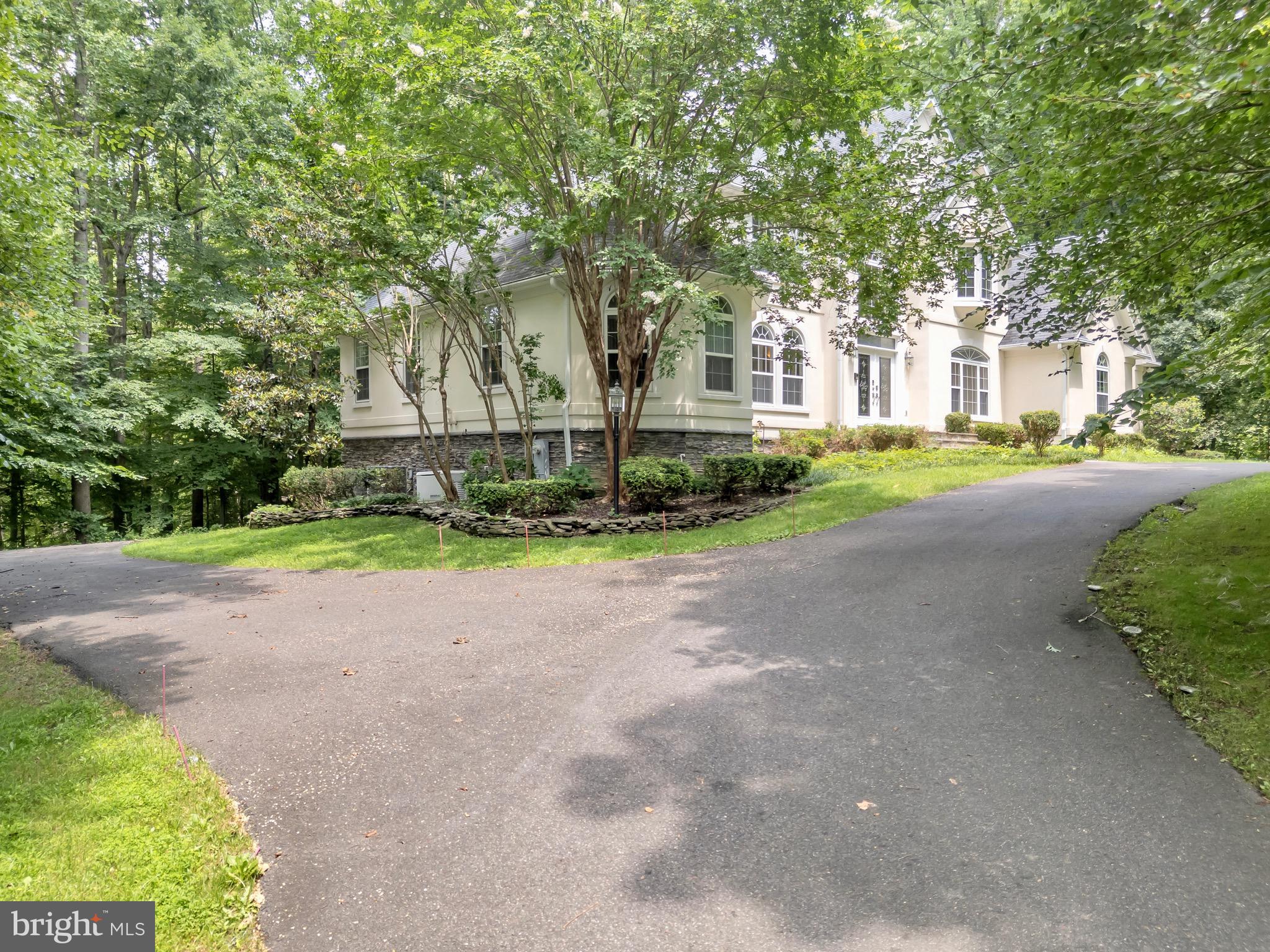 RUNNING CEDAR - Residential