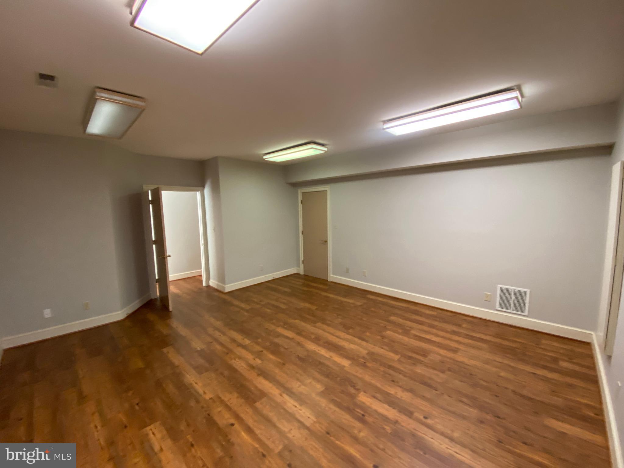 NORTH CLUB - Residential Lease